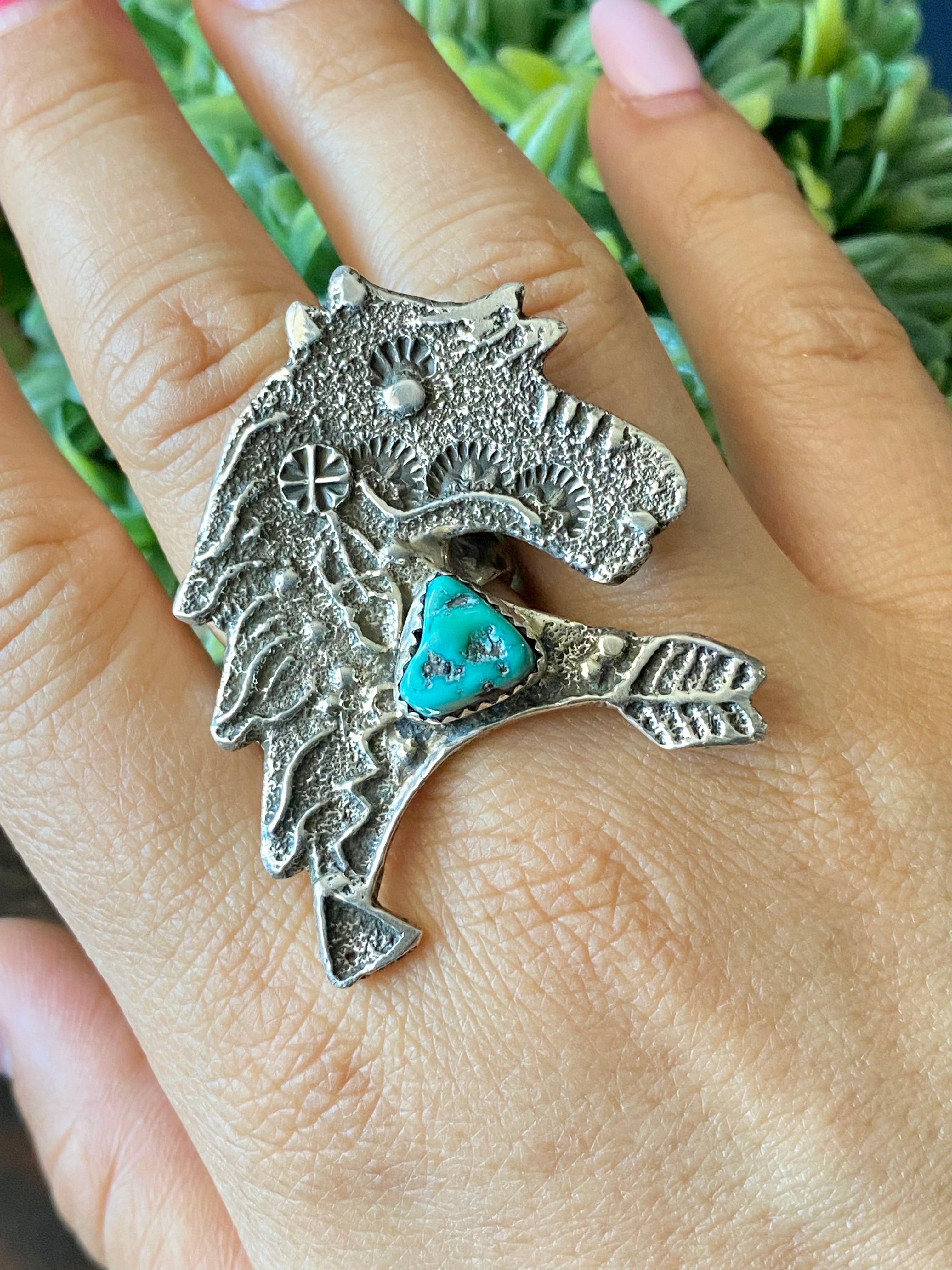 Delbert Arviso Kingman Turquoise & Sterling Silver Tufa Cast Horse Ring Size 9.75