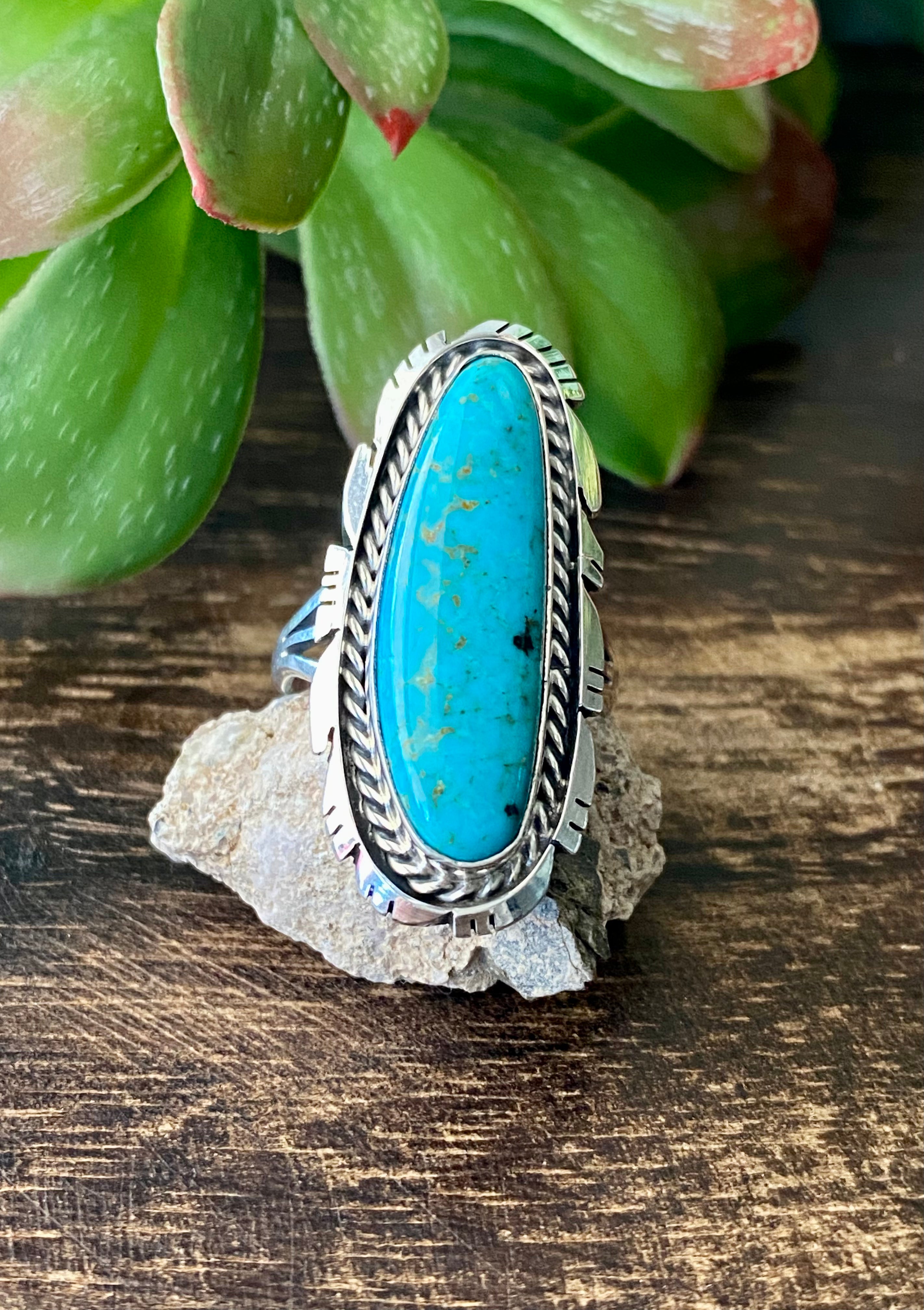 Navajo Made Kingman Turquoise & Sterling Silver Ring Size 7.75