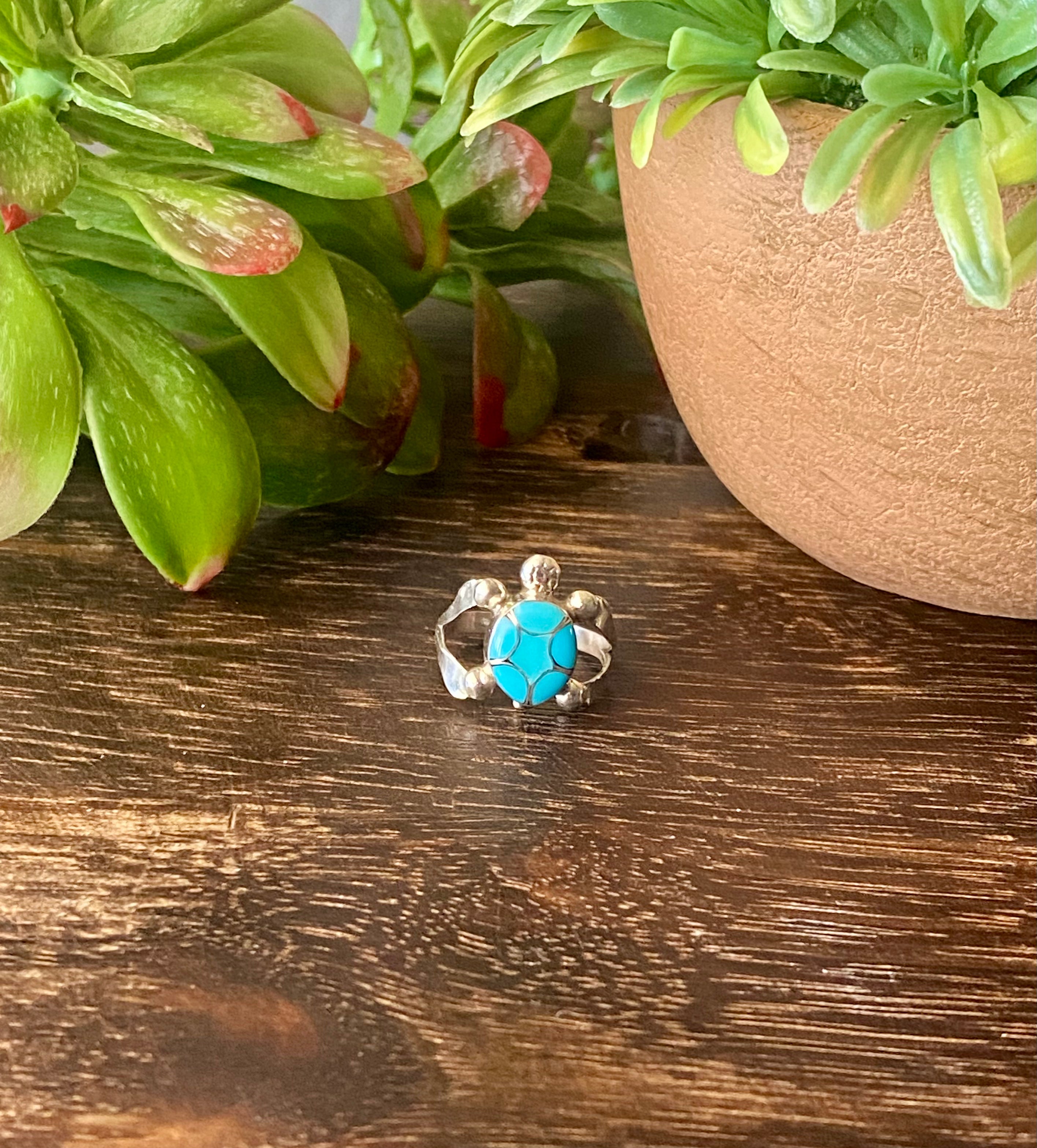 Zuni Made Turquoise & Sterling Silver Inlay Turtle Ring Size 5.75