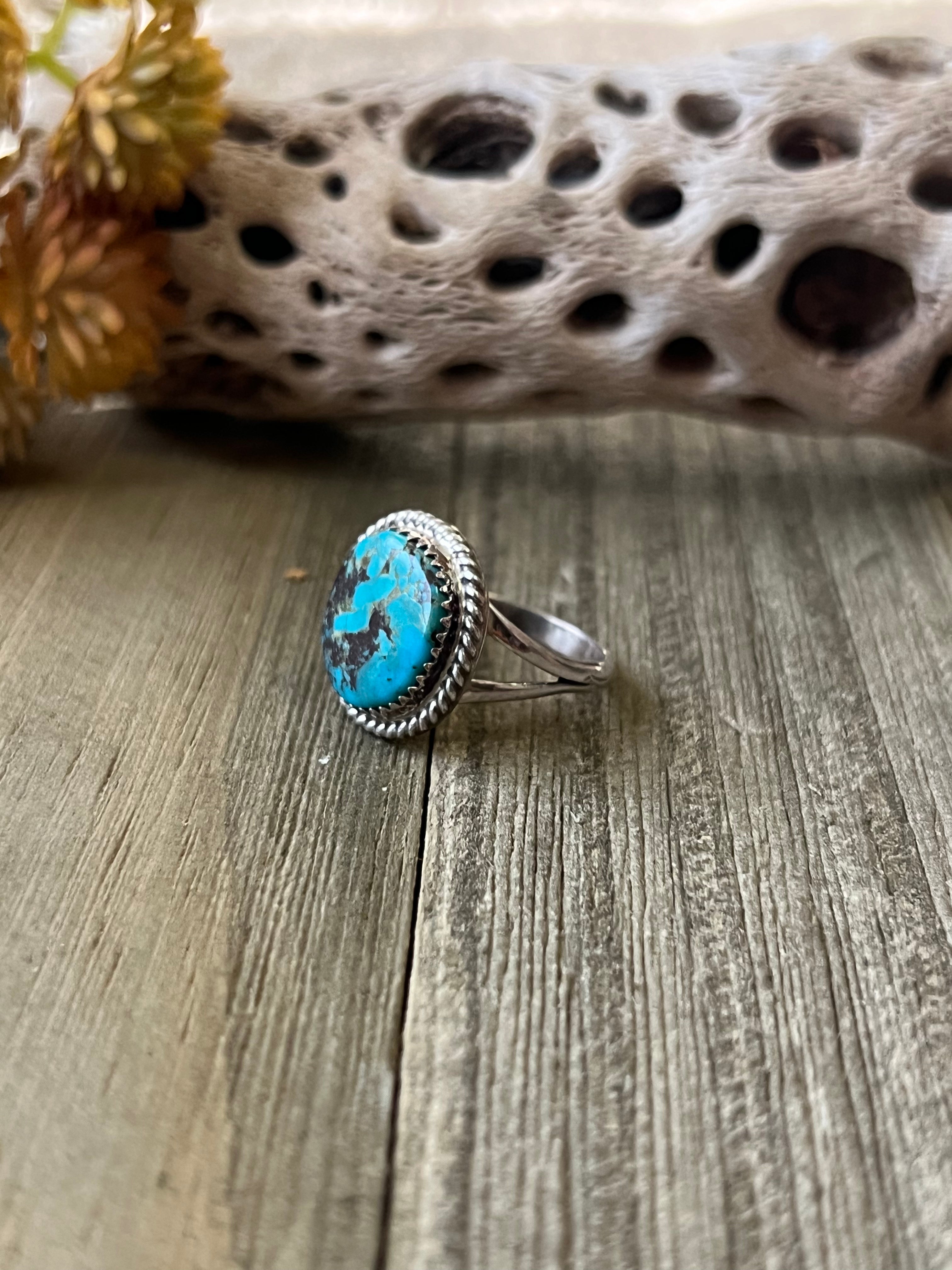 Navajo Made Kingman Turquoise & Sterling Silver Ring Size 8.25