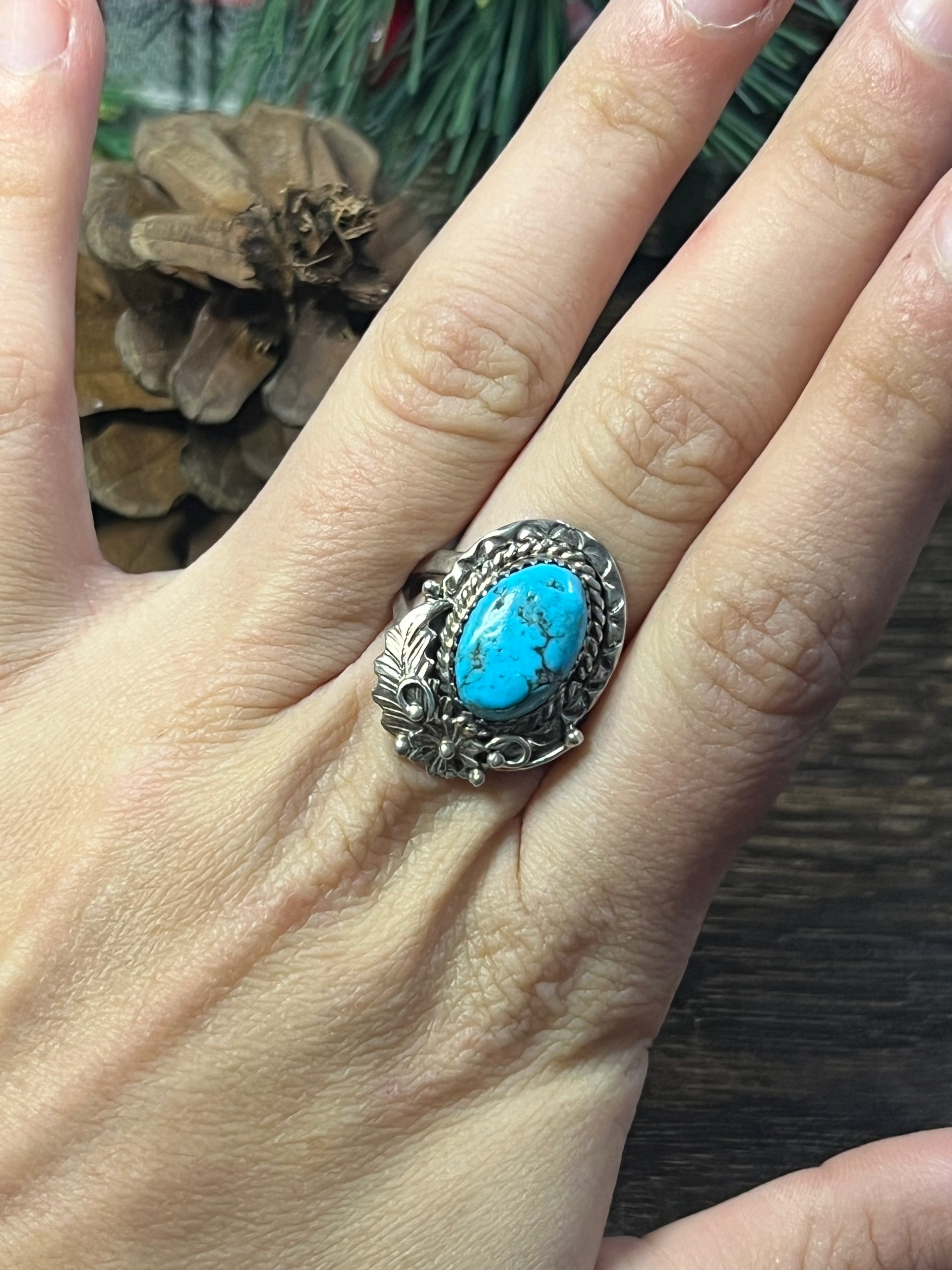 Navajo Made Kingman Turquoise & Sterling Silver Ring Size 8.75