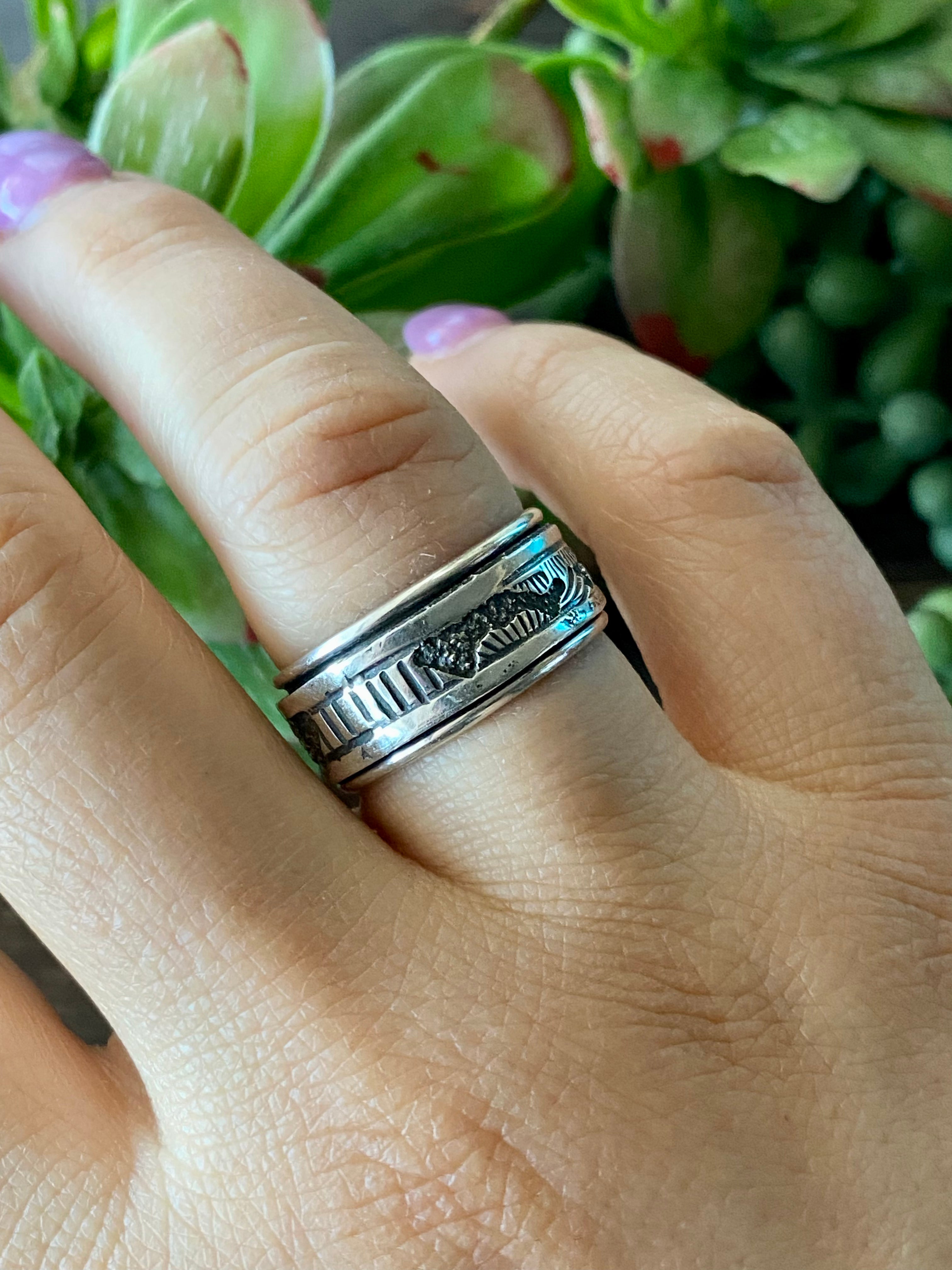 Elaine Becenti Sterling Silver Storyteller Spinner Rings