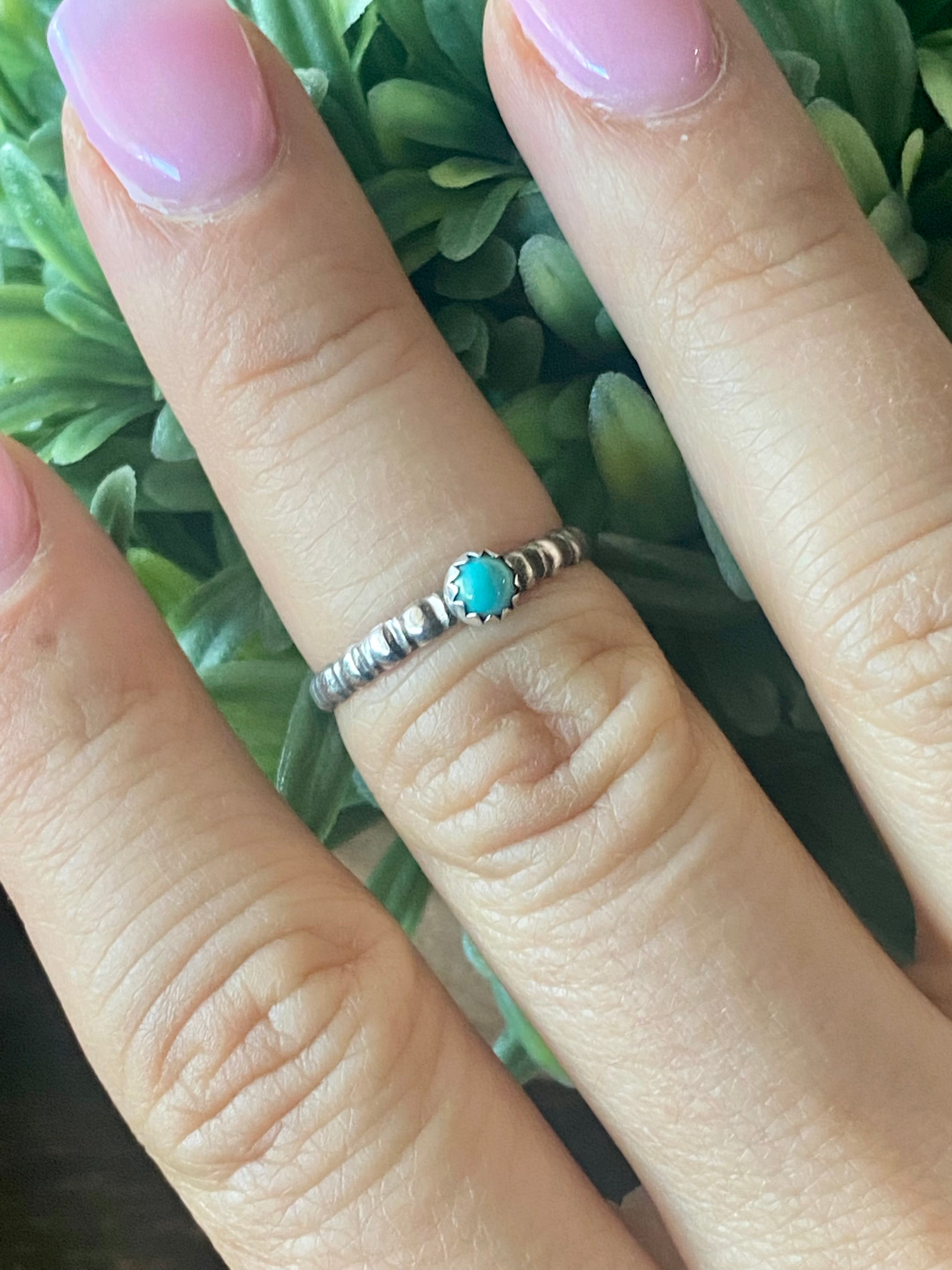 Navajo Made Turquoise & Sterling Silver Ring Size 6.5