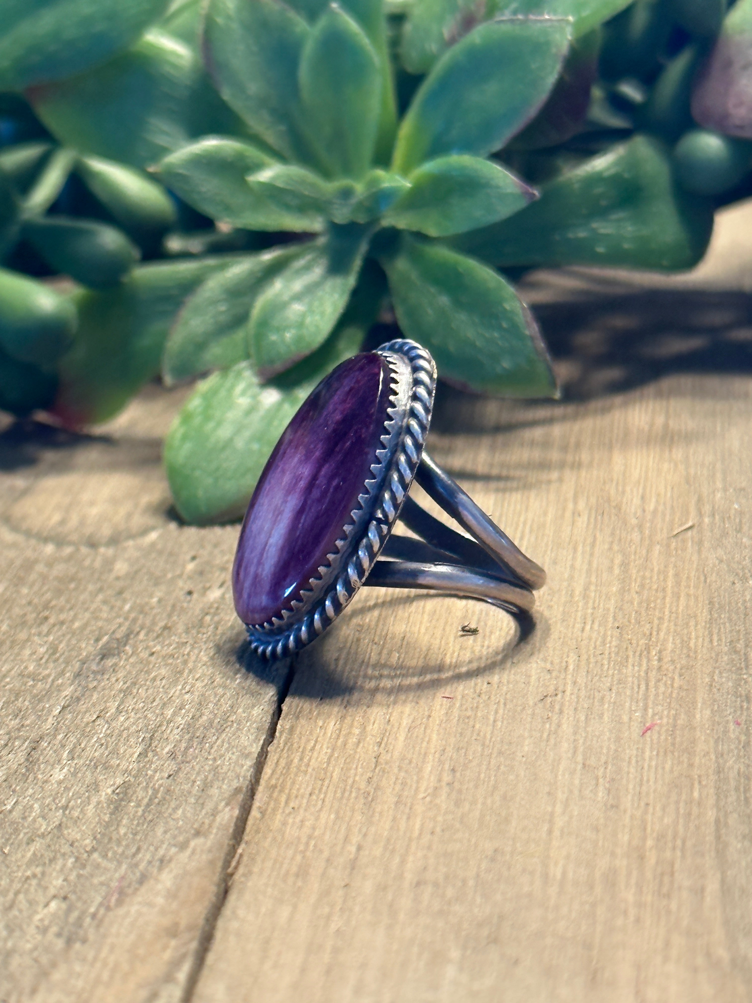 Navajo Made Purple Spiny Oyster & Sterling Silver Ring Size 5.75