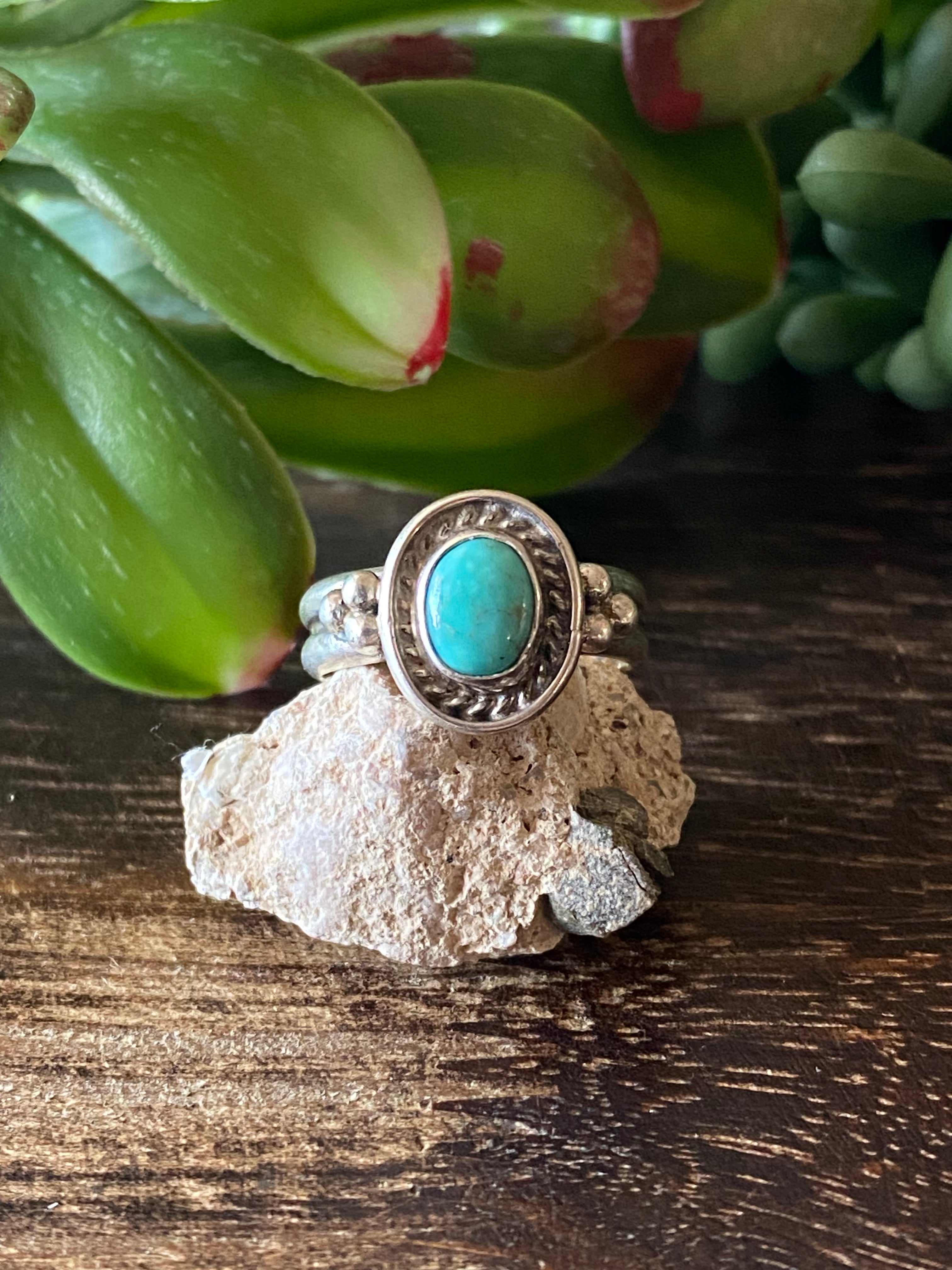 Navajo Made Kingman Turquoise & Sterling Silver Ring Size 6.75