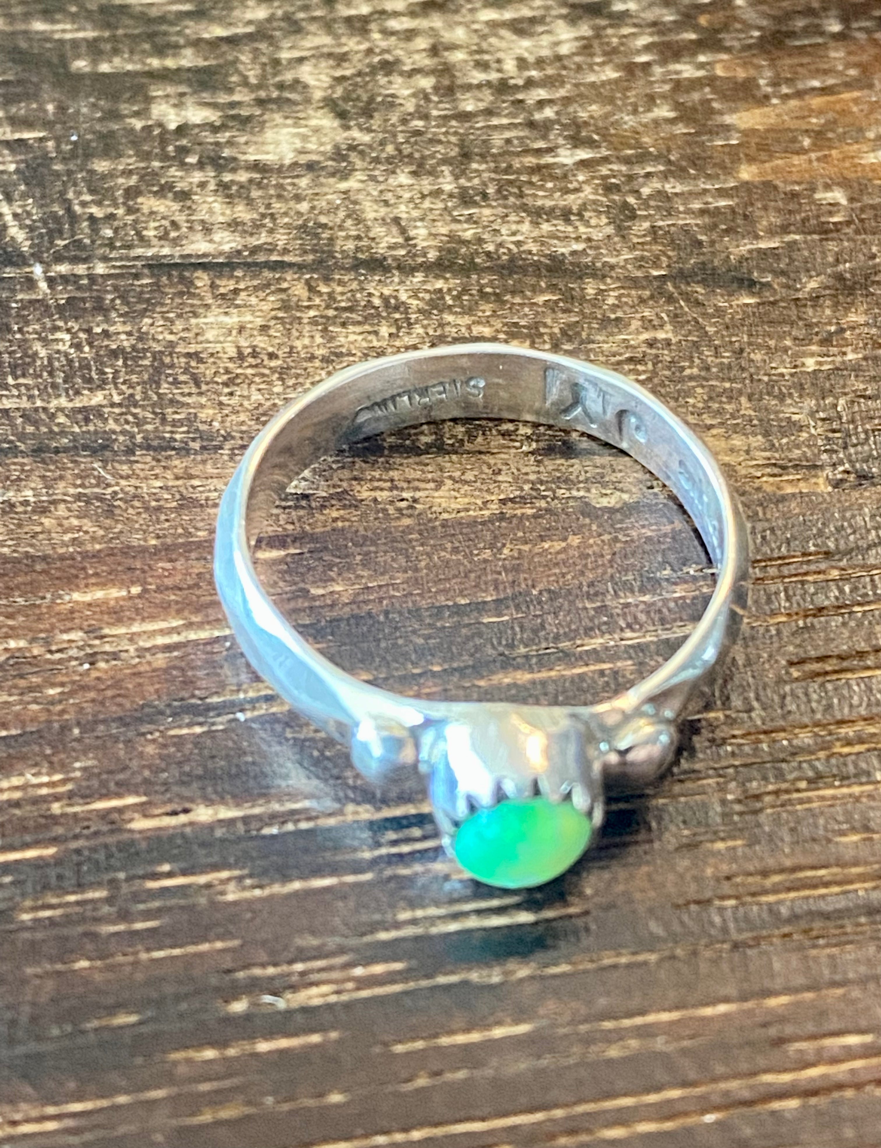 Navajo Made Green Opal & Sterling Silver Ring Size 5.25