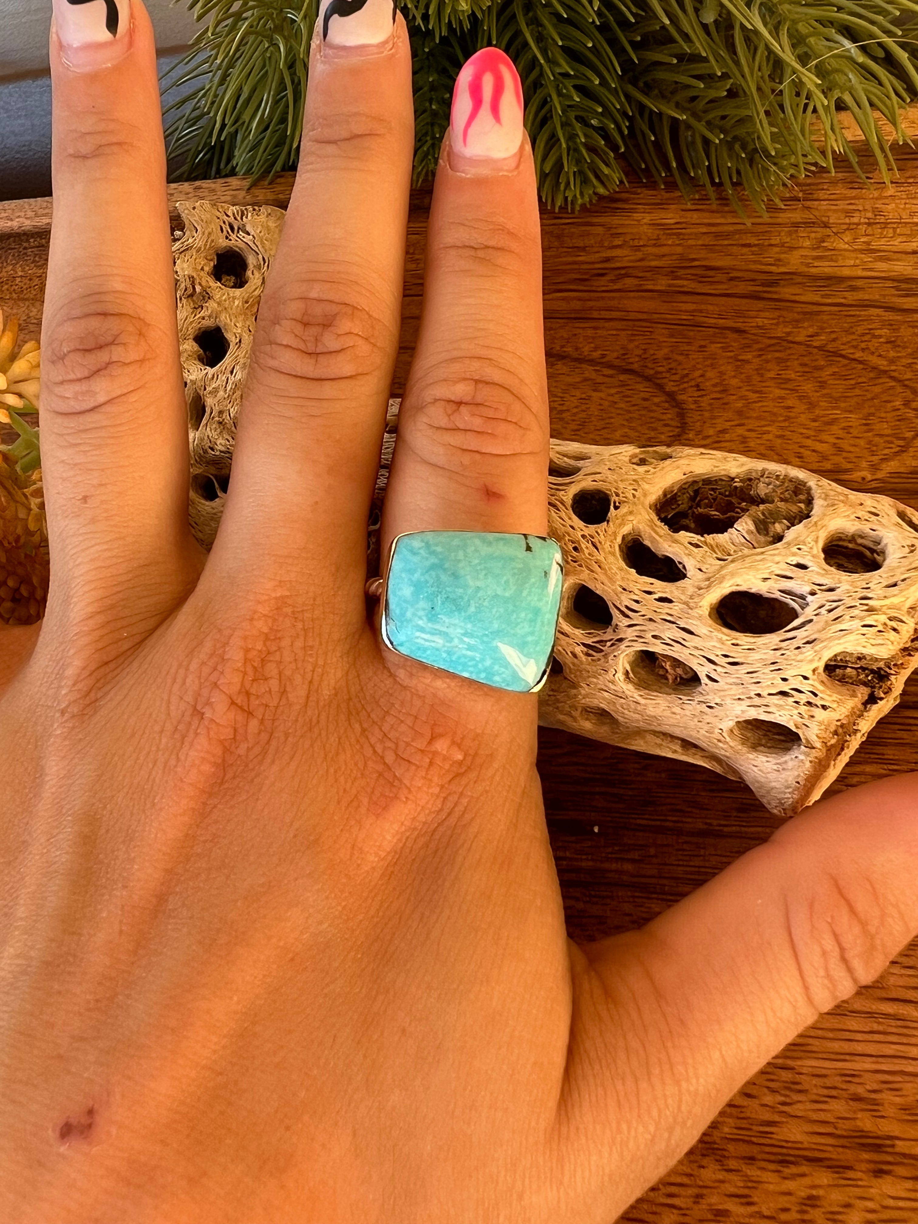 Navajo Made Kingman Turquoise & Sterling Silver Ring Size 6.25
