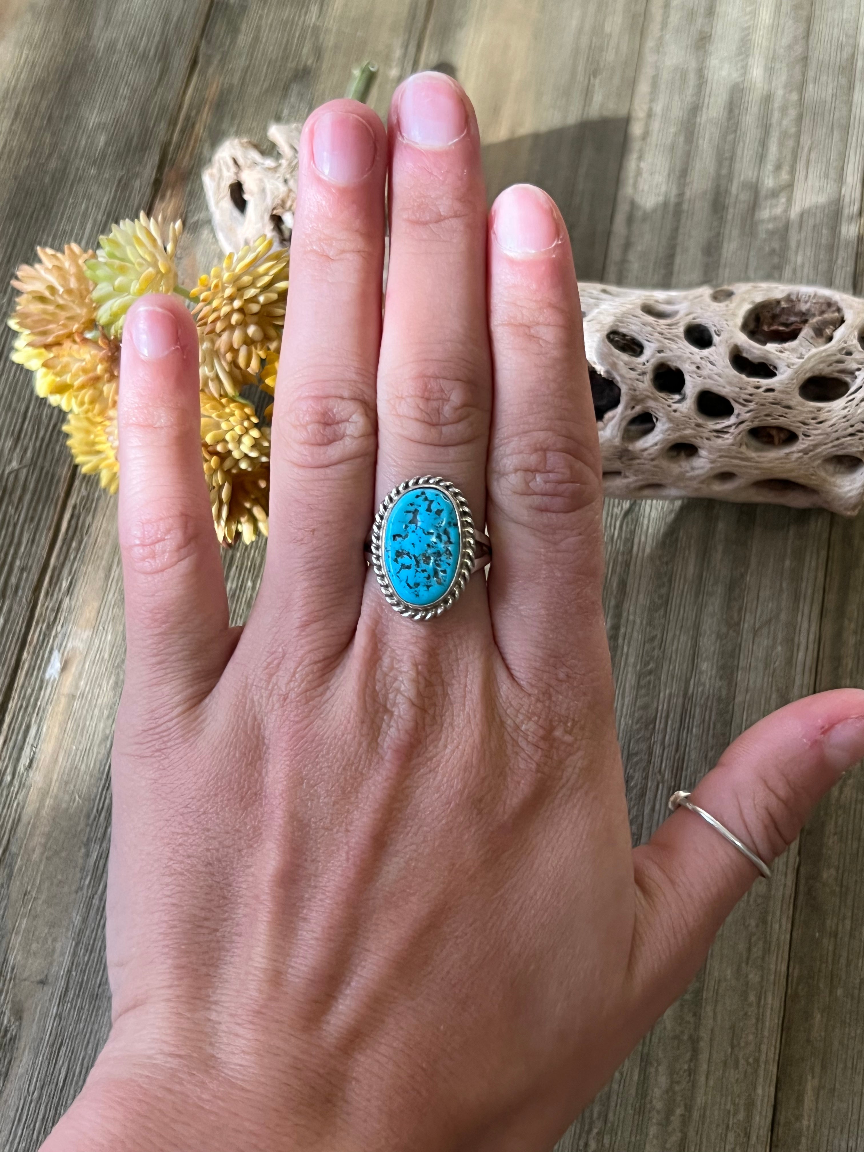 Navajo Made Kingman Turquoise & Sterling Silver Ring Size 7.75