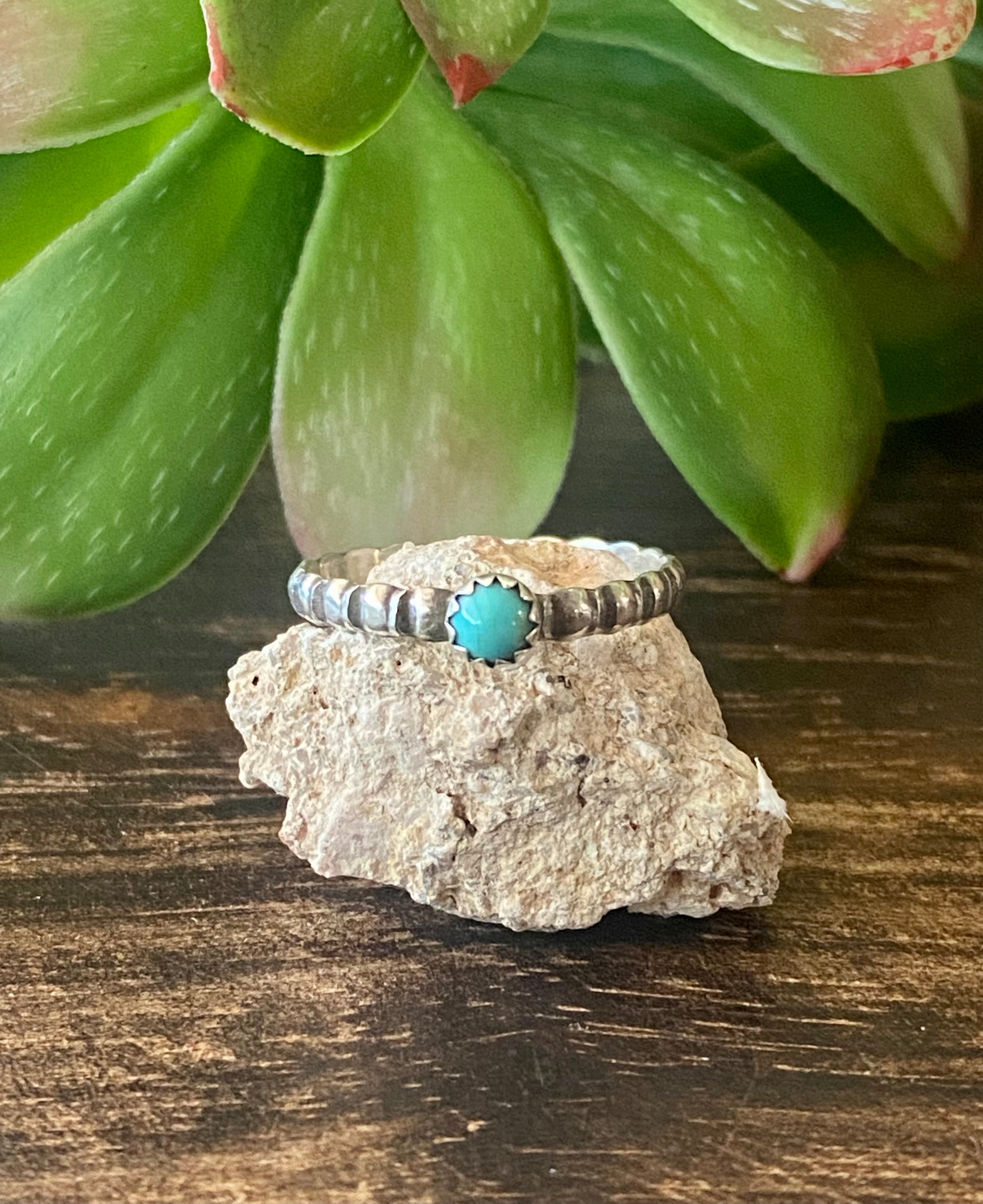 Navajo Made Turquoise & Sterling Silver Ring Size 6.5