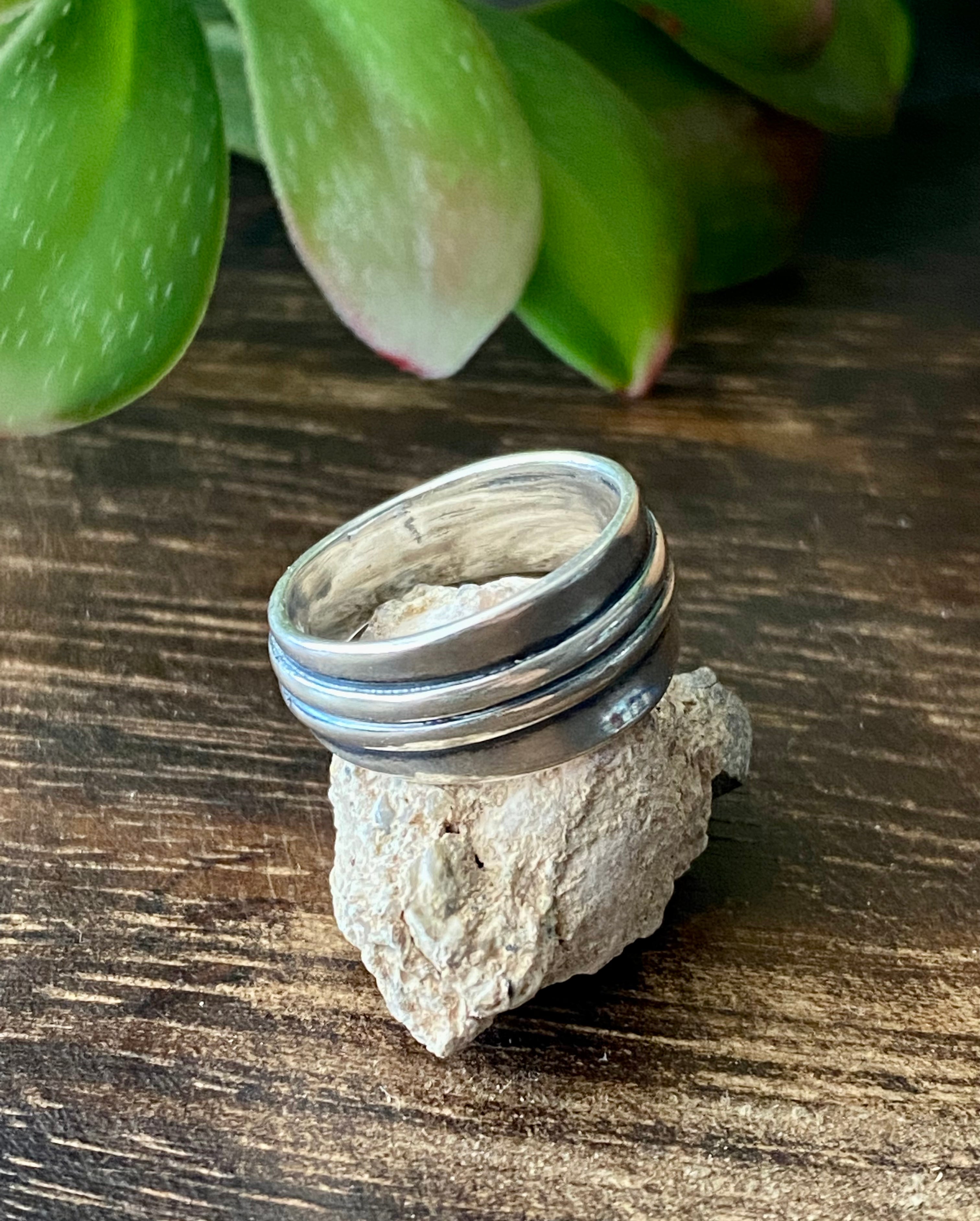 Navajo Made Sterling Silver Ring Size 6