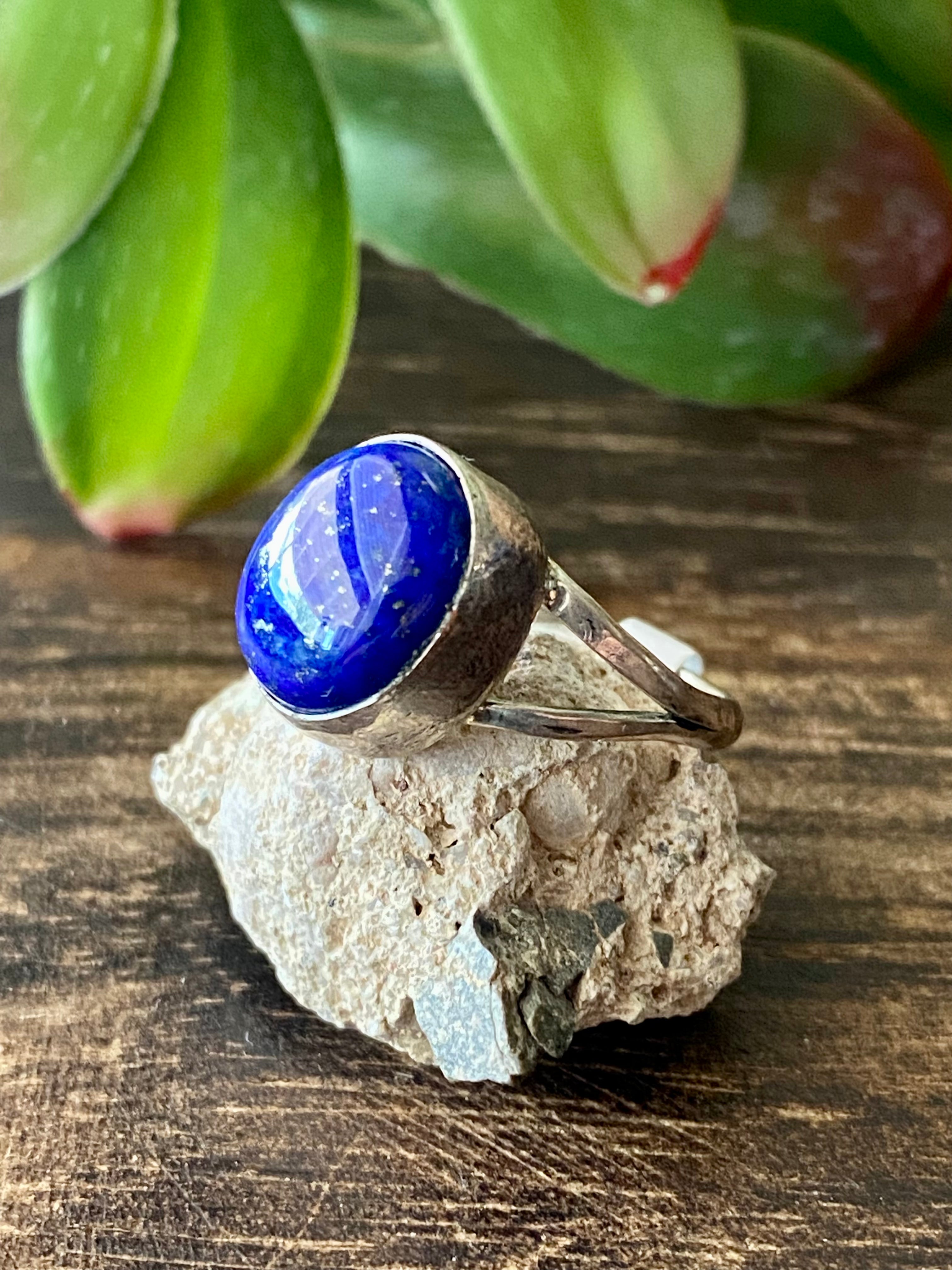 Navajo Made Lapis & Sterling Silver Ring Size 6