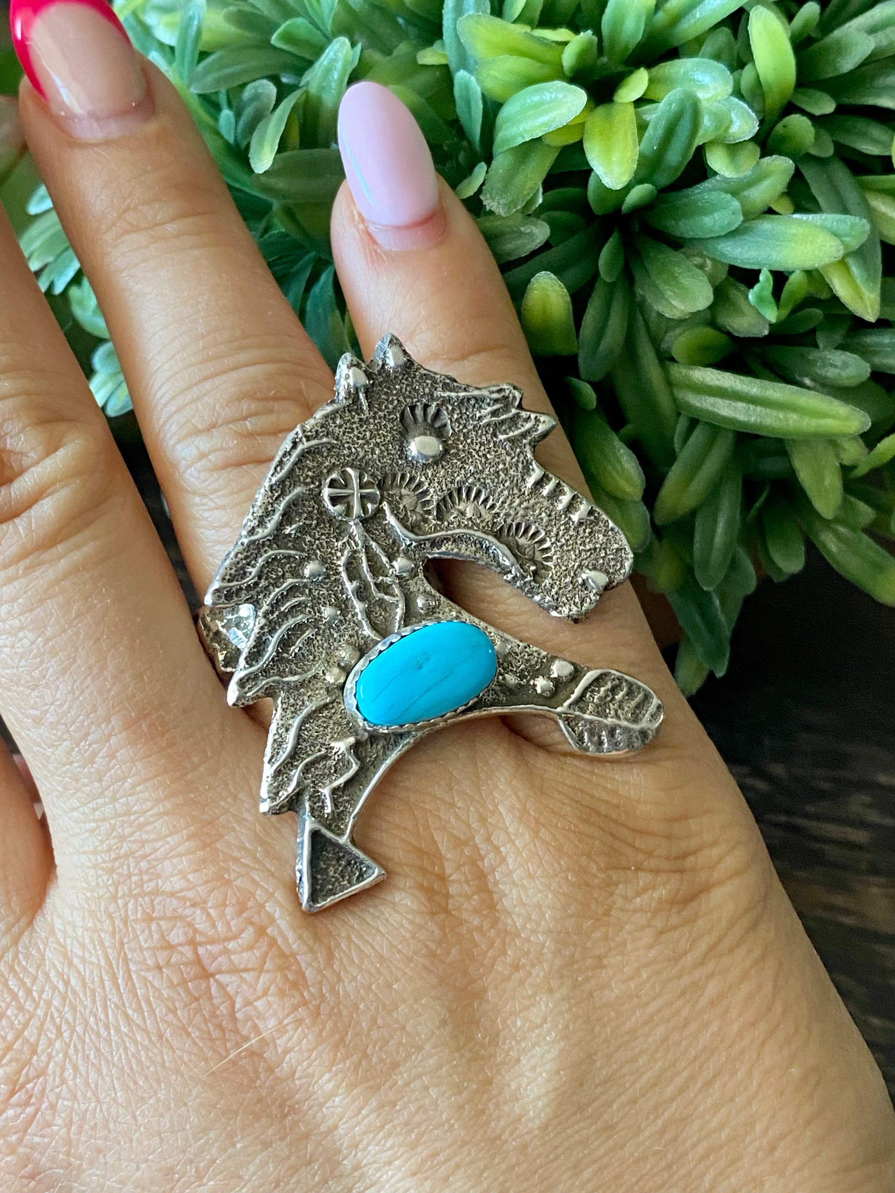 Delbert Arviso Kingman Turquoise & Sterling Silver Tufa Cast Horse Ring Size 9.75