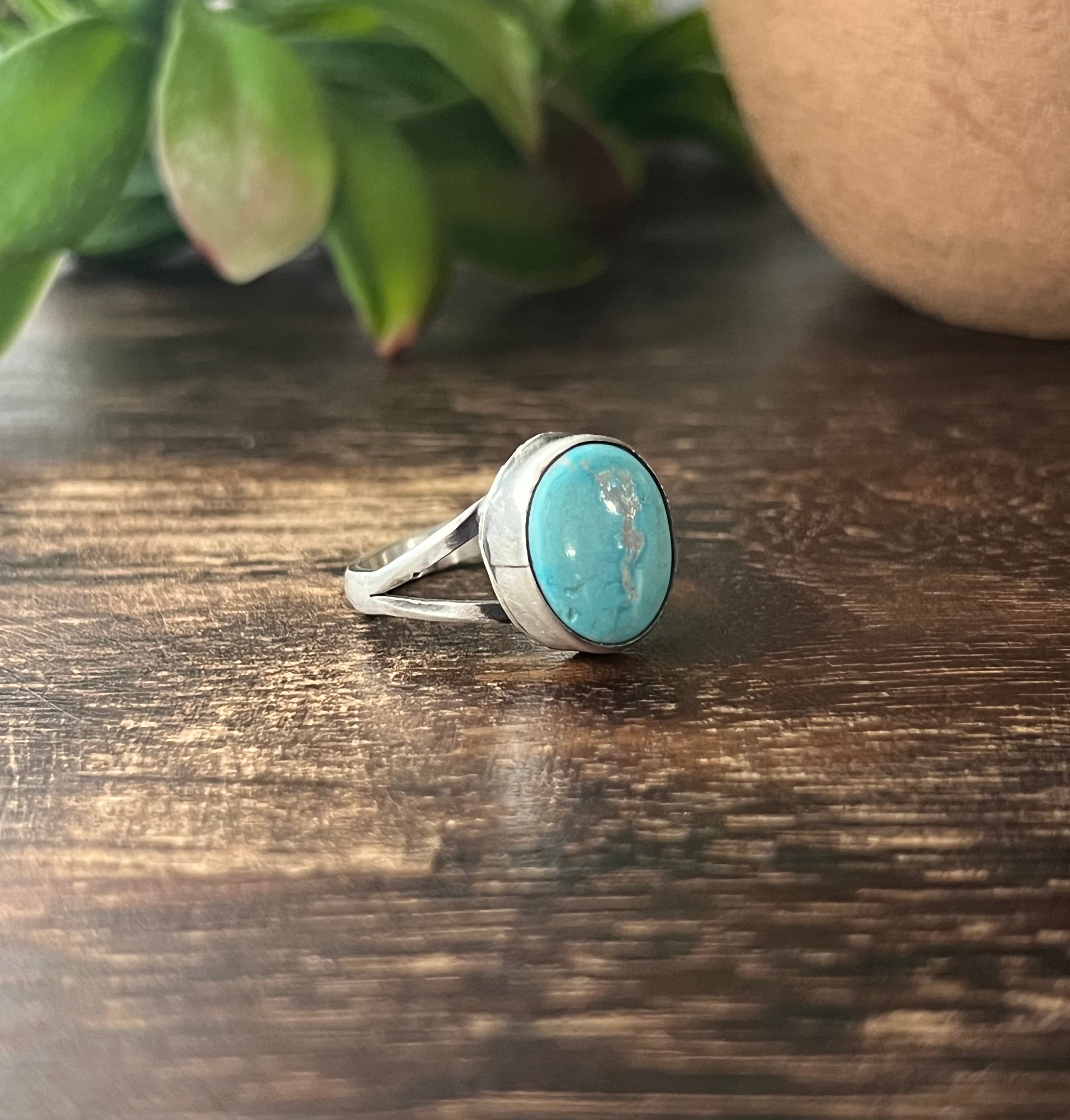 Navajo Made White Water Turquoise & Sterling Silver Ring Size 9