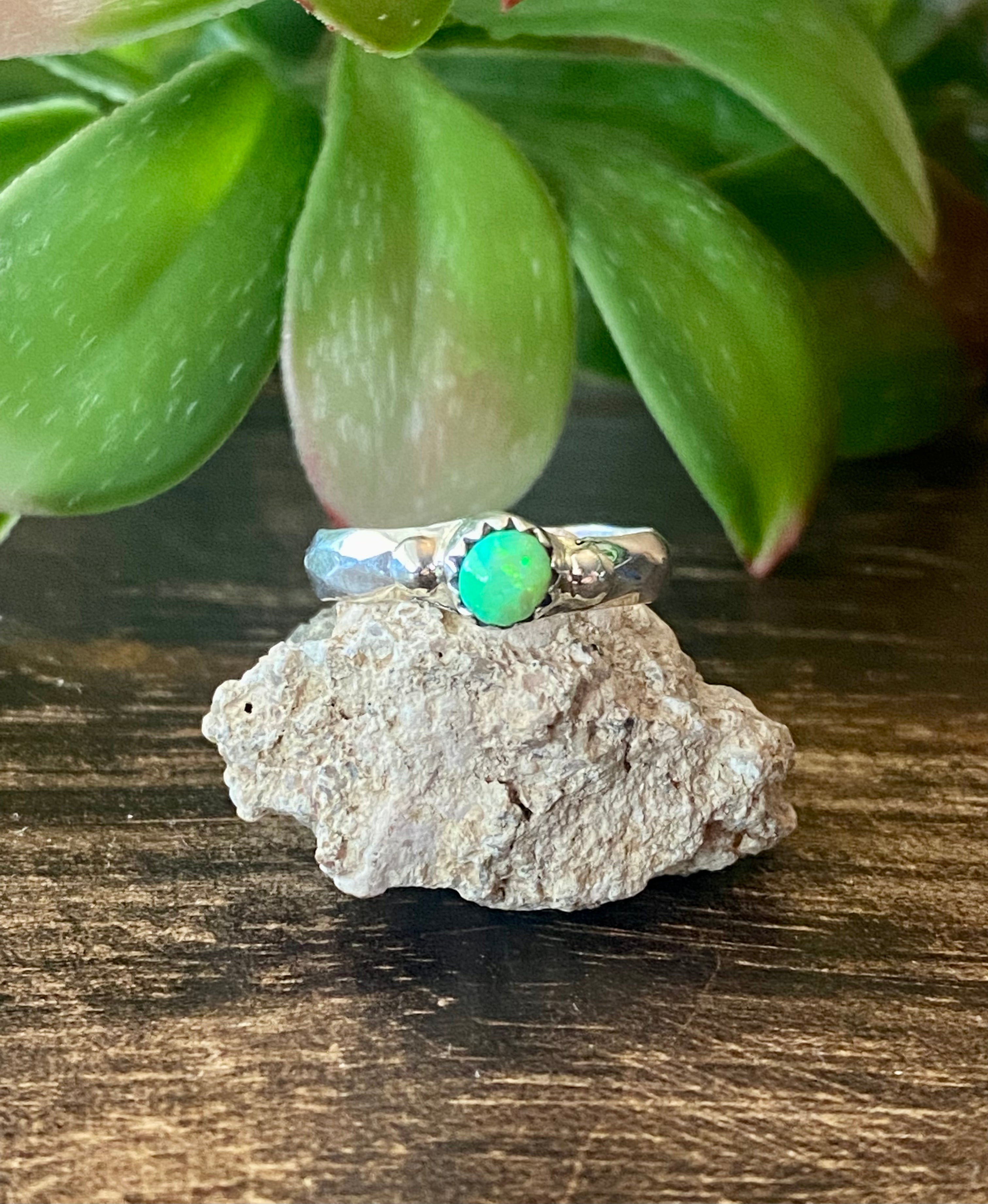 Navajo Made Green Opal & Sterling Silver Ring Size 5.25