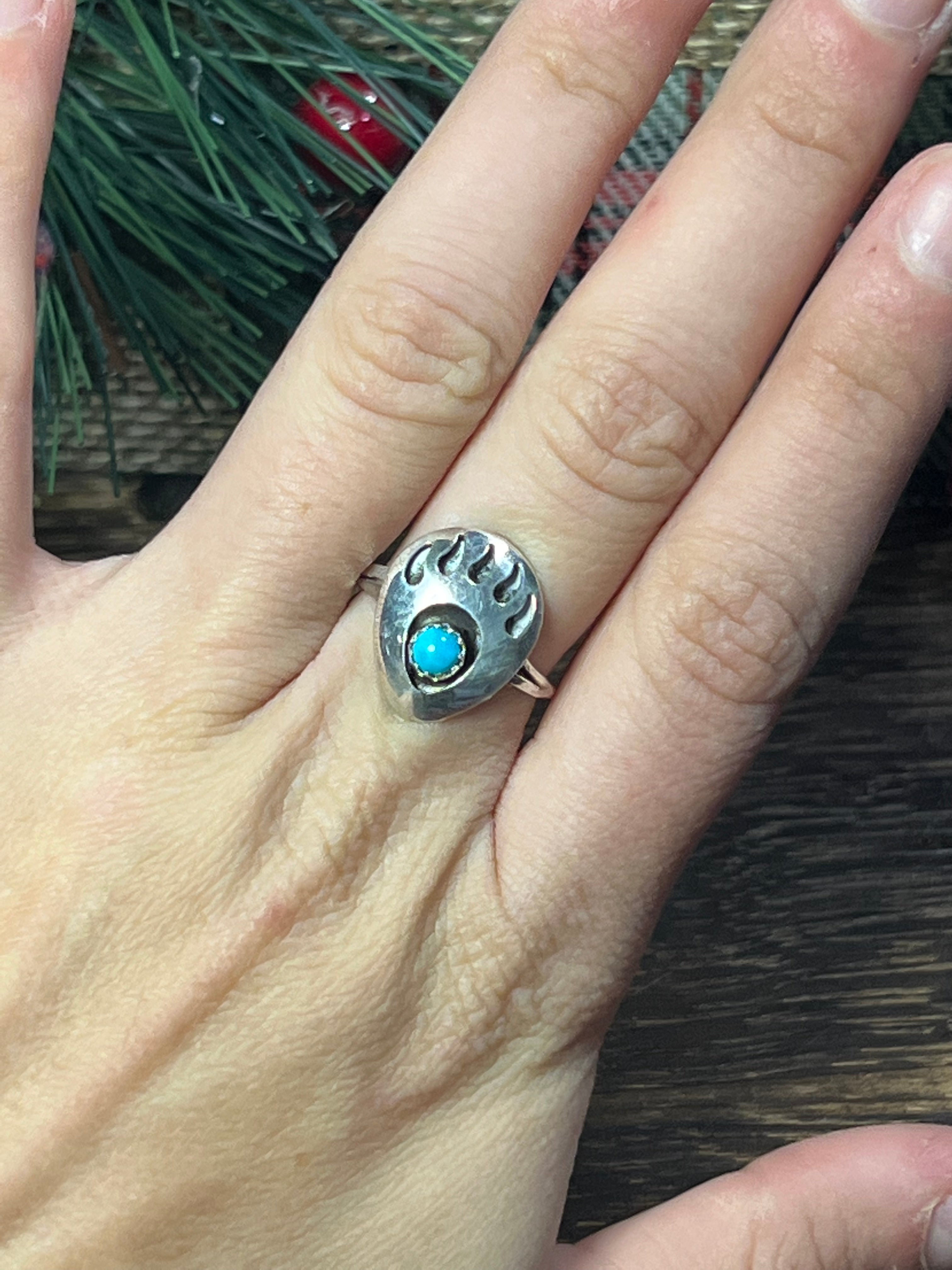 Navajo Made Kingman Turquoise & Sterling Silver Bear Claw Ring