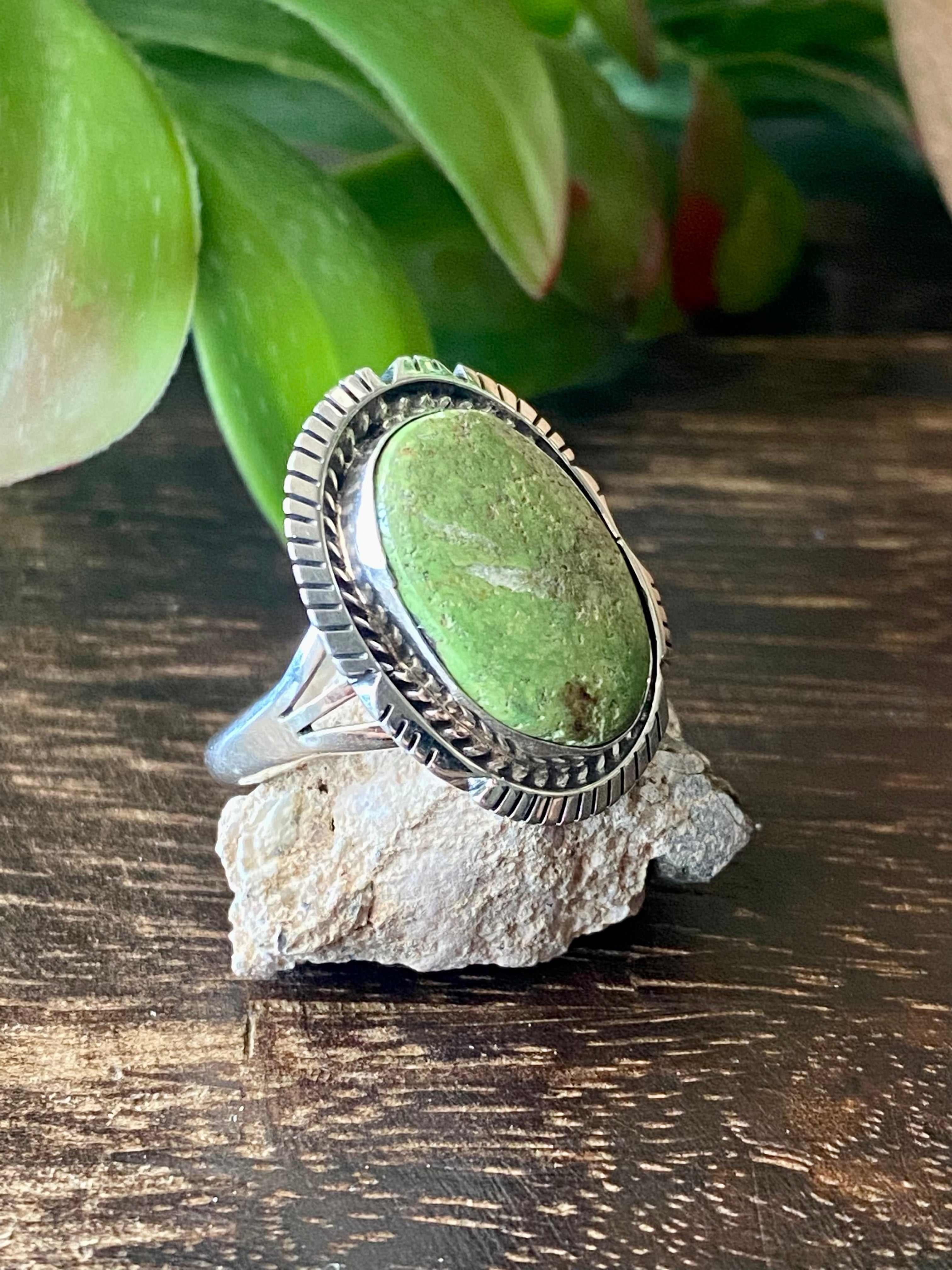 Navajo Made Australian Gaspeite & Sterling Silver Ring Size 8.75