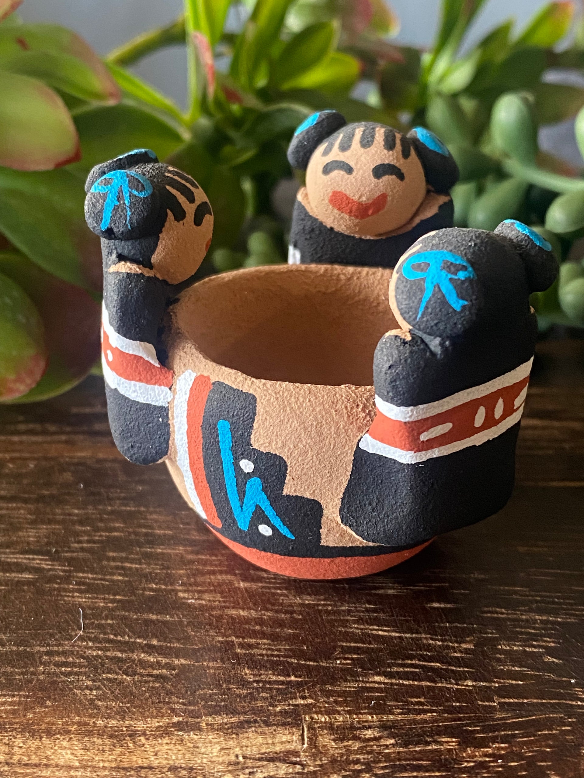 Tim Tosa Jemez Story Teller Pottery