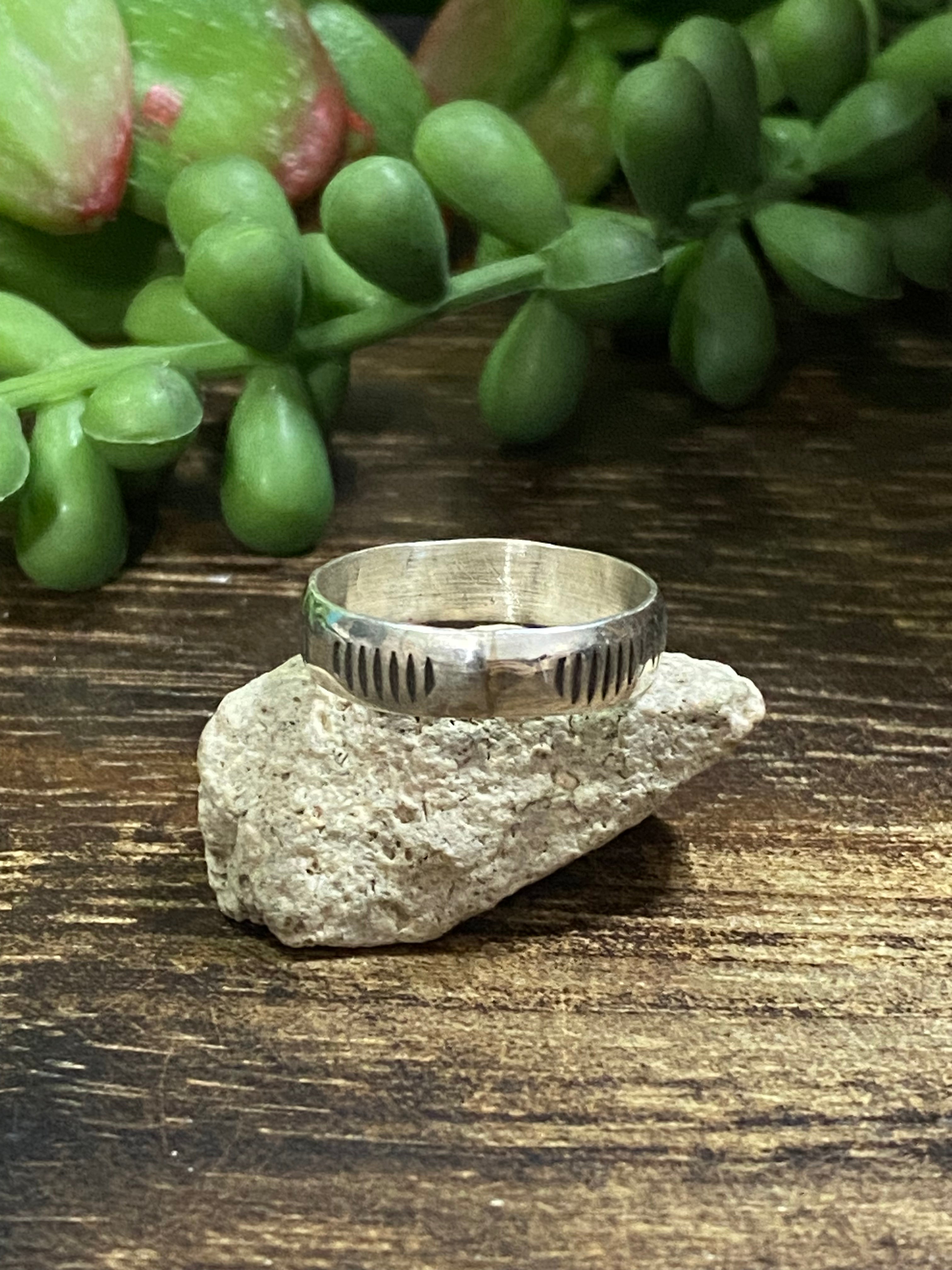 Navajo Made Sterling Silver Ring Size 5.75