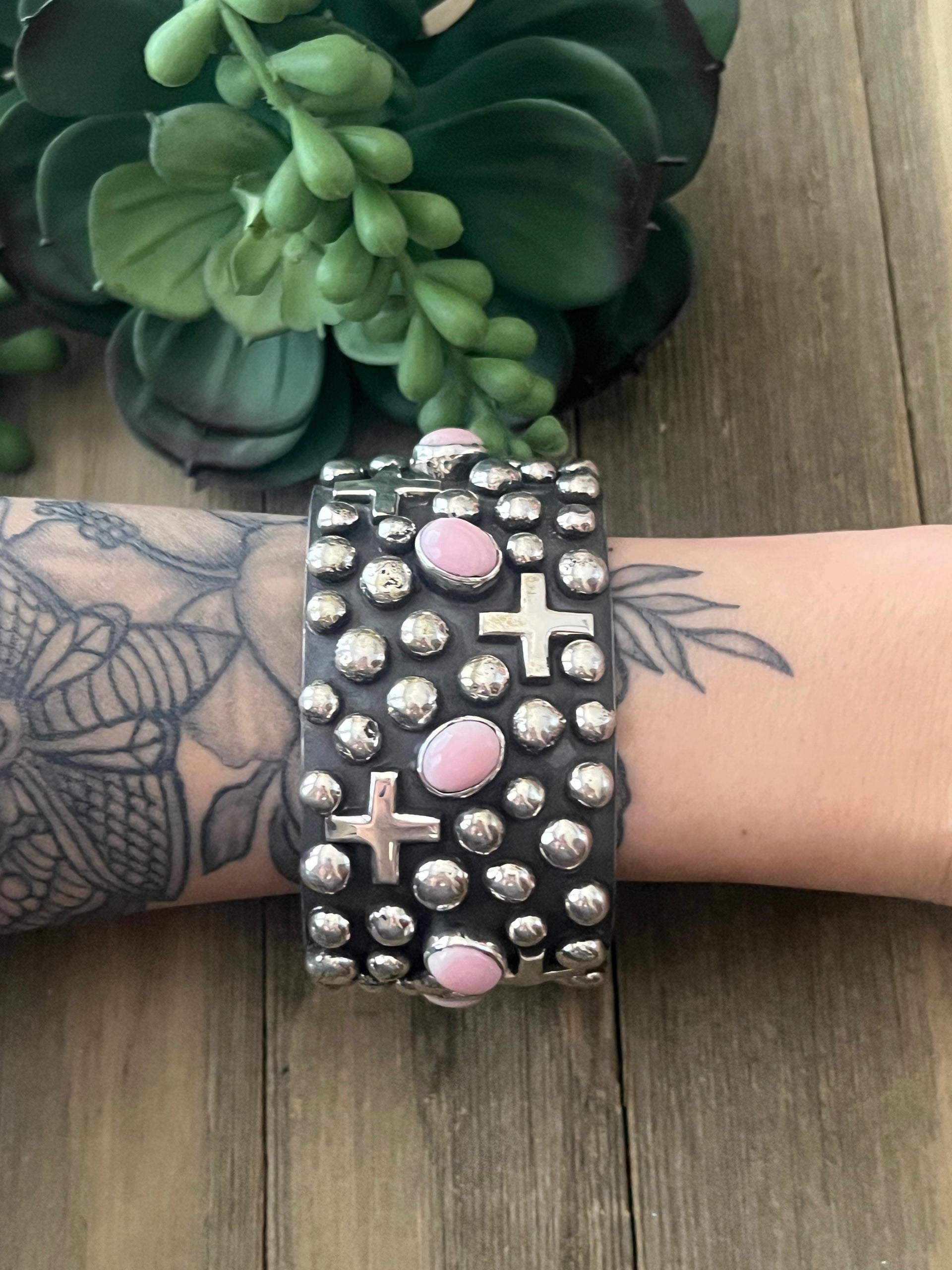 Chimney Butte Pink Conch Shell & Sterling Silver Cuff Bracelet