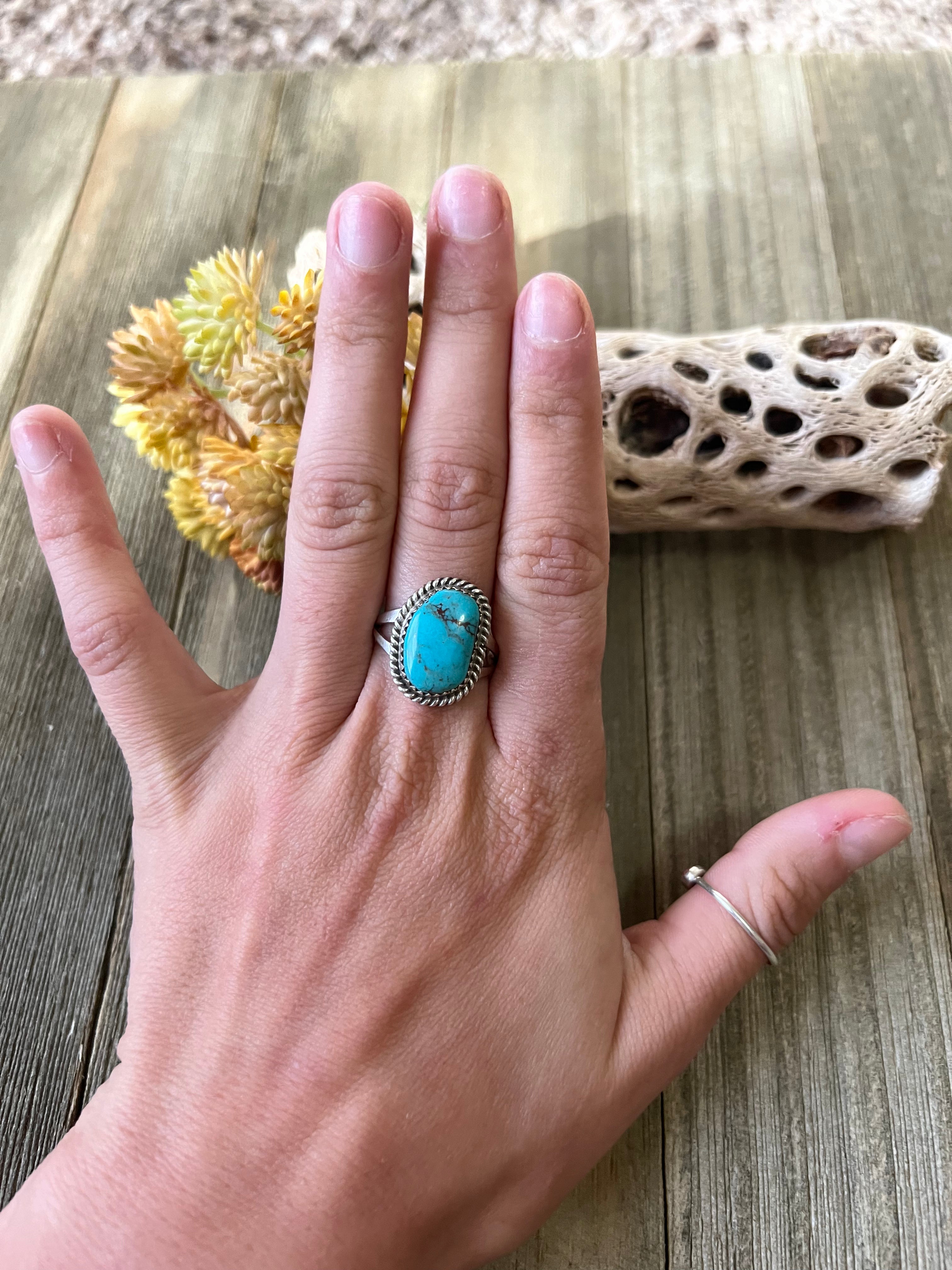 Navajo Made Kingman Turquoise & Sterling Silver Ring Size 8.75