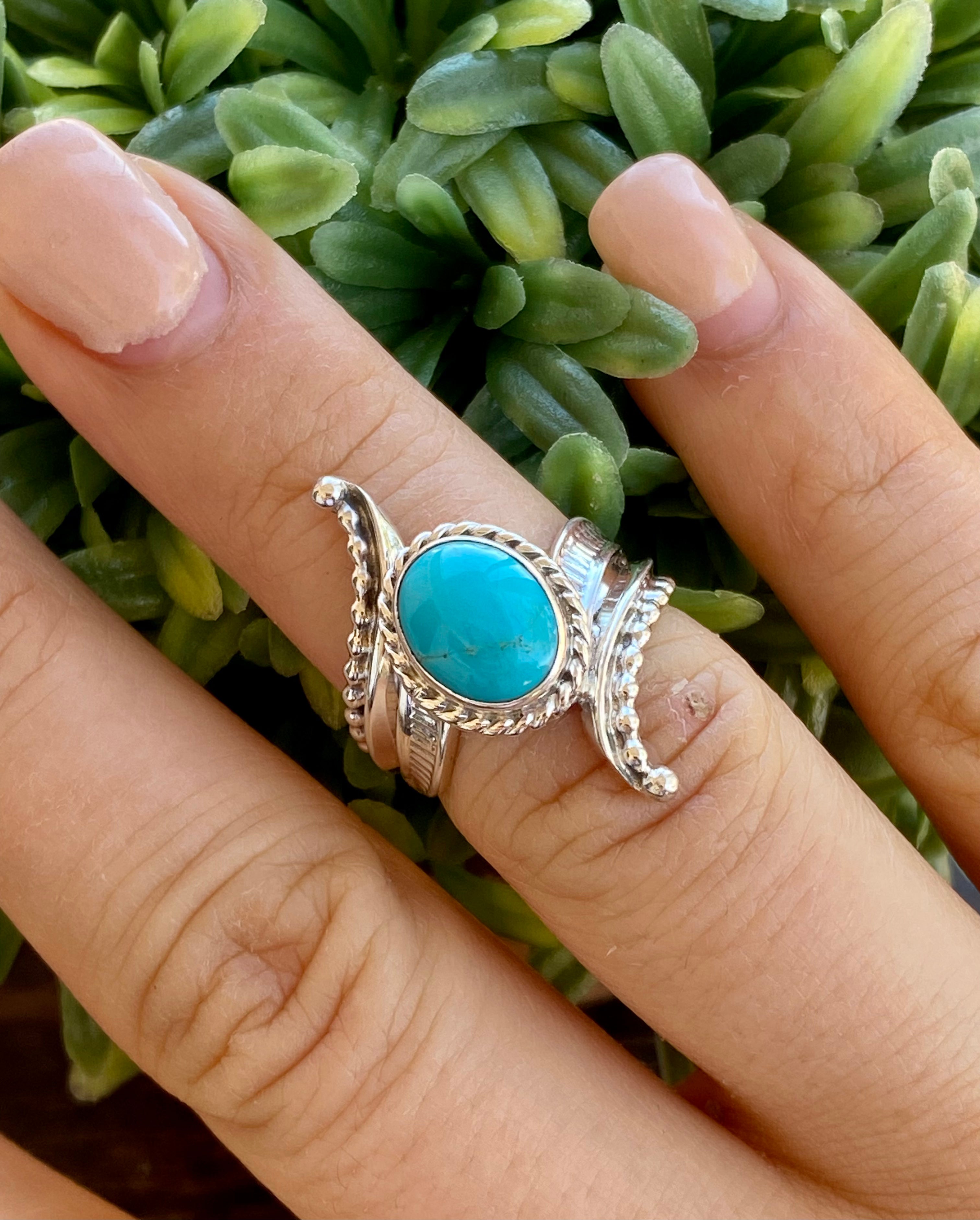 Navajo Made Kingman Turquoise & Sterling Silver Ring