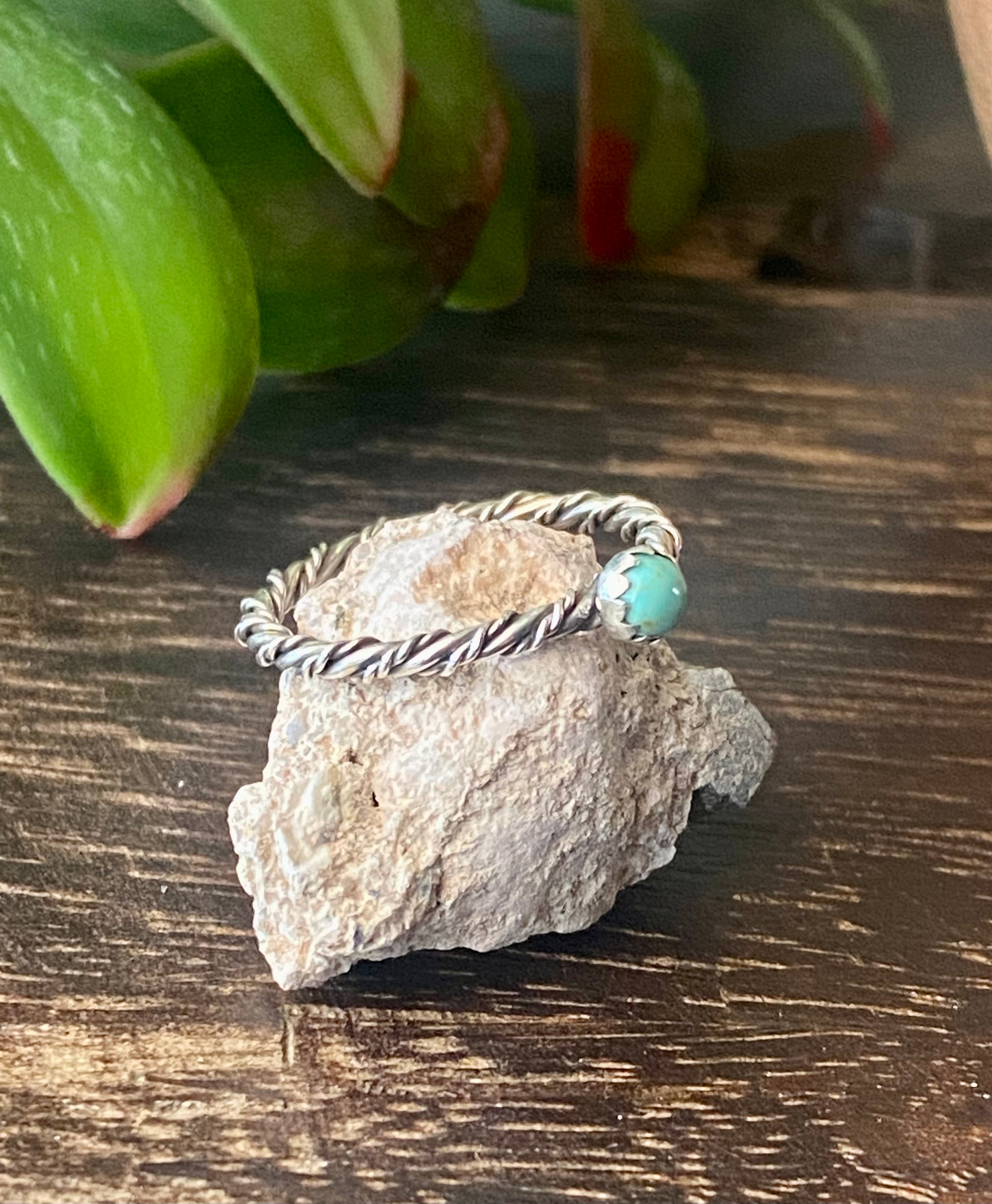 Navajo Made Turquoise & Sterling Silver Rope Ring Size 6.75