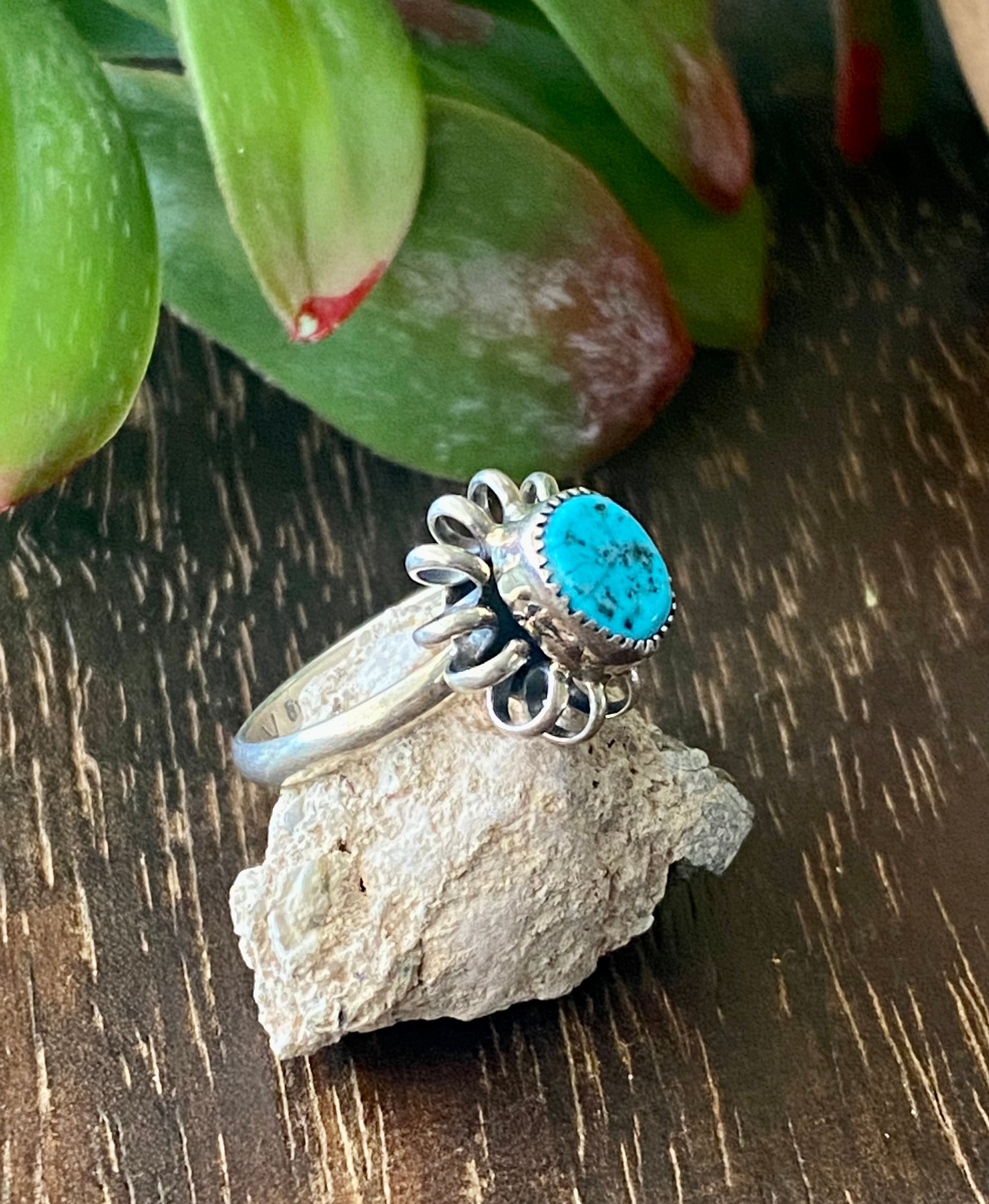 Navajo Made Kingman Turquoise & Sterling Silver Ring Size 5.5