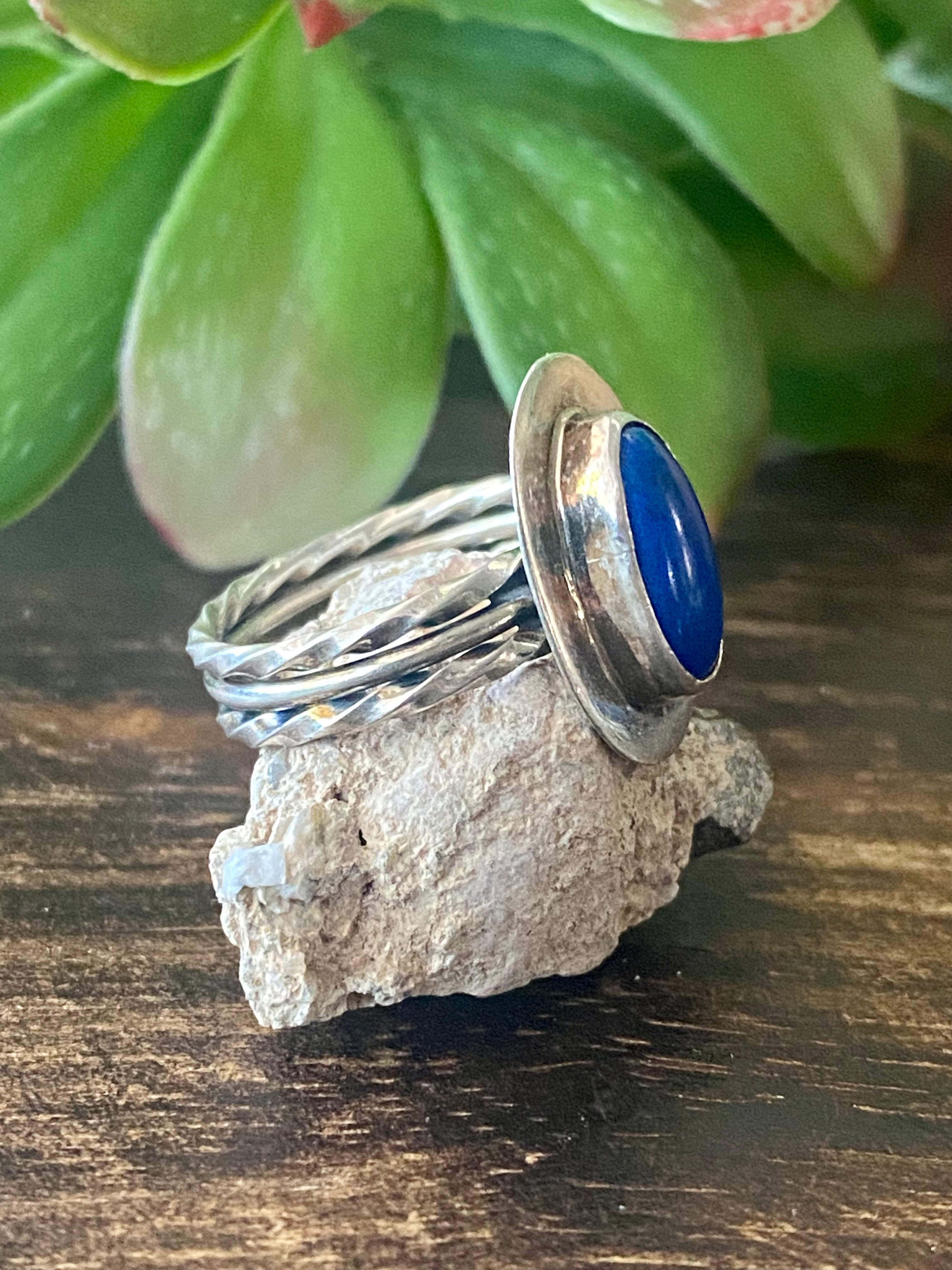 Navajo Made Lapis & Sterling Silver Ring Size 7.25