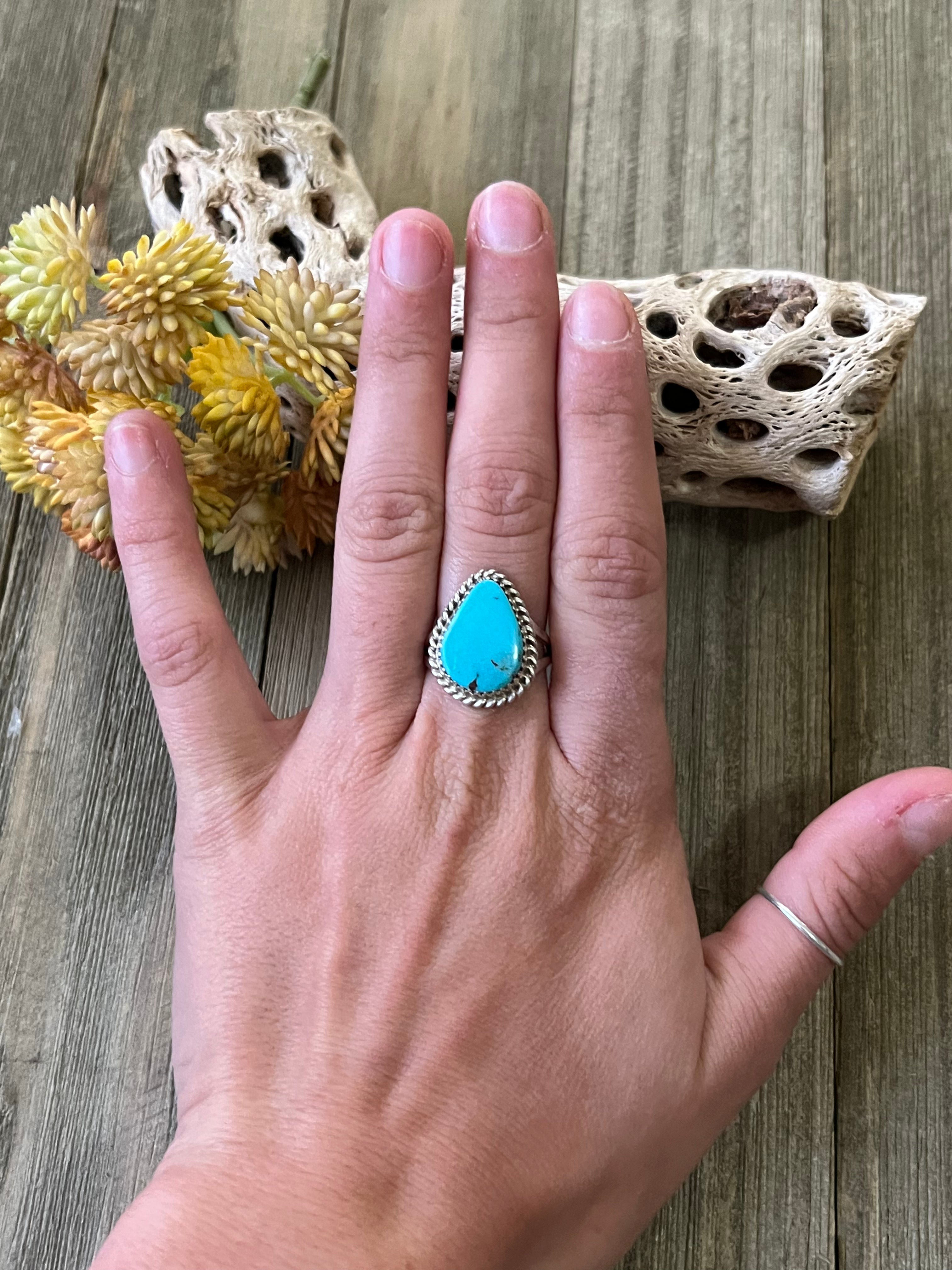 Navajo Made Kingman Turquoise & Sterling Silver Ring Size 7.5