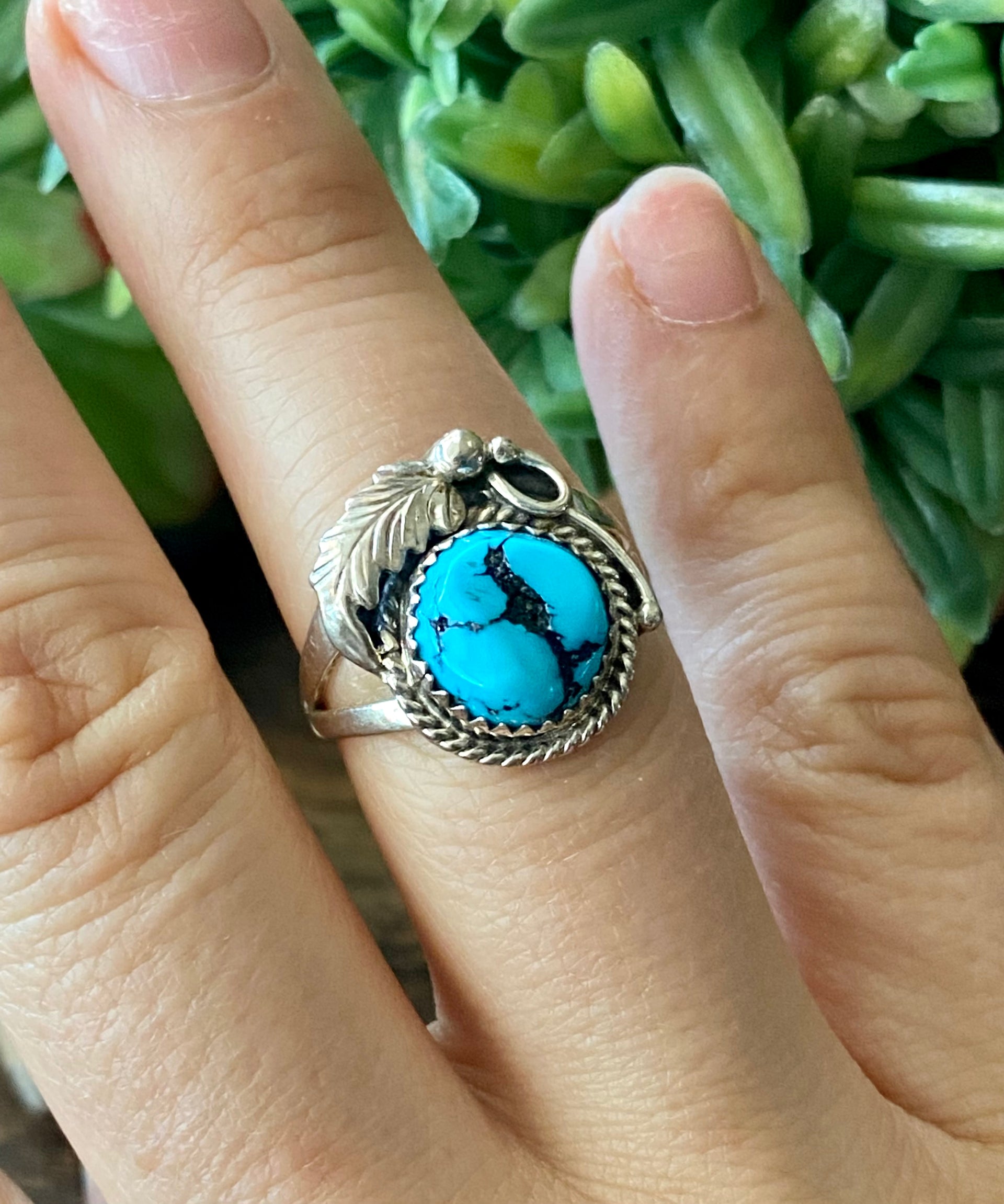 Navajo Made Kingman Turquoise & Sterling Silver Feather Ring Size 7.75