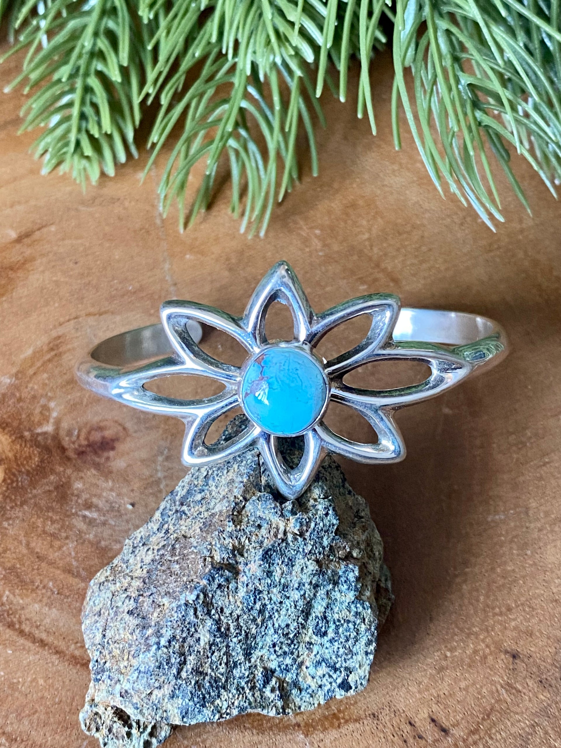 Navajo Made Golden Hill’s Turquoise & Sterling Silver Cuff Bracelet