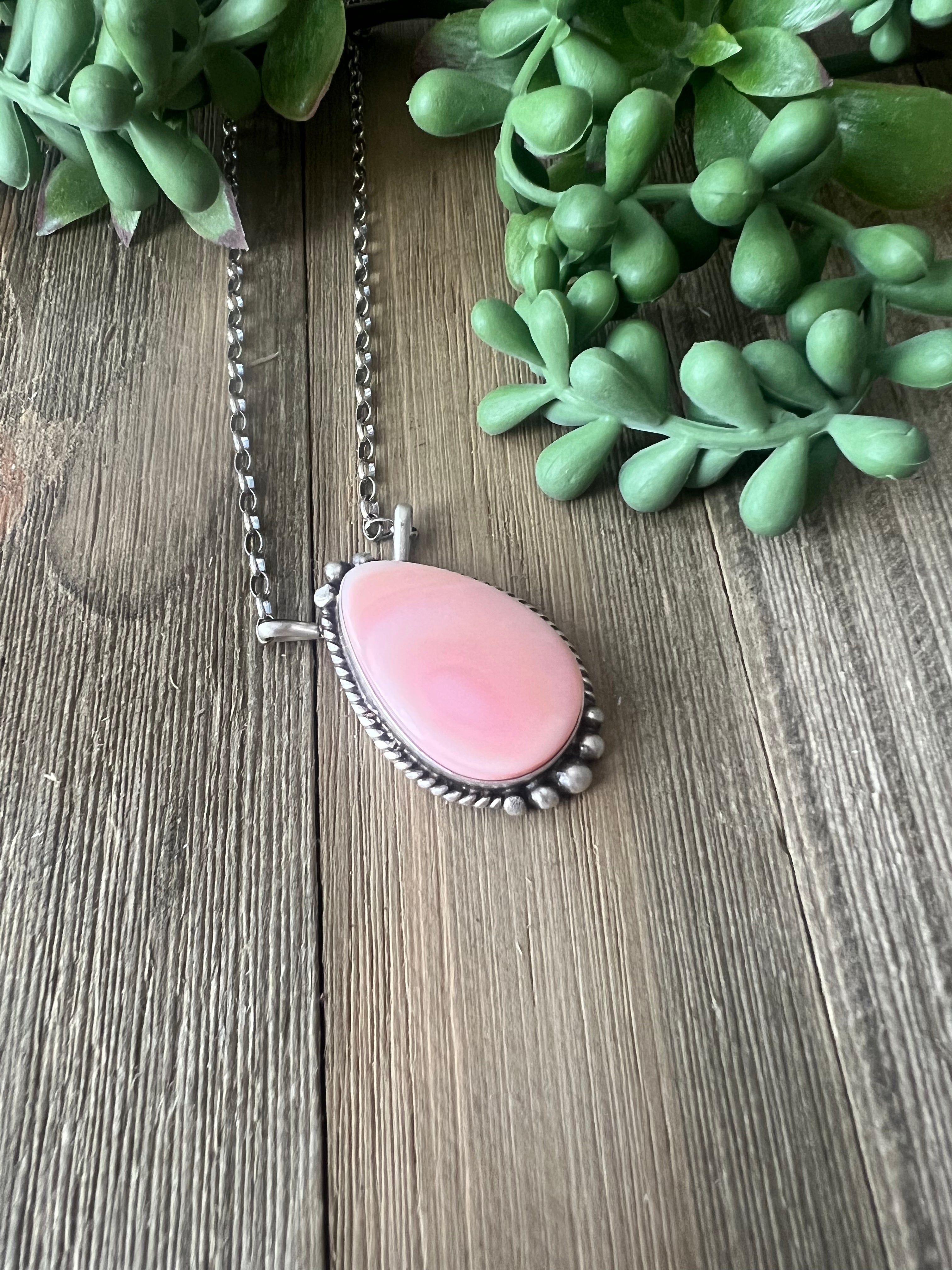 Alfred Martinez Pink Conch & Sterling Silver Necklace