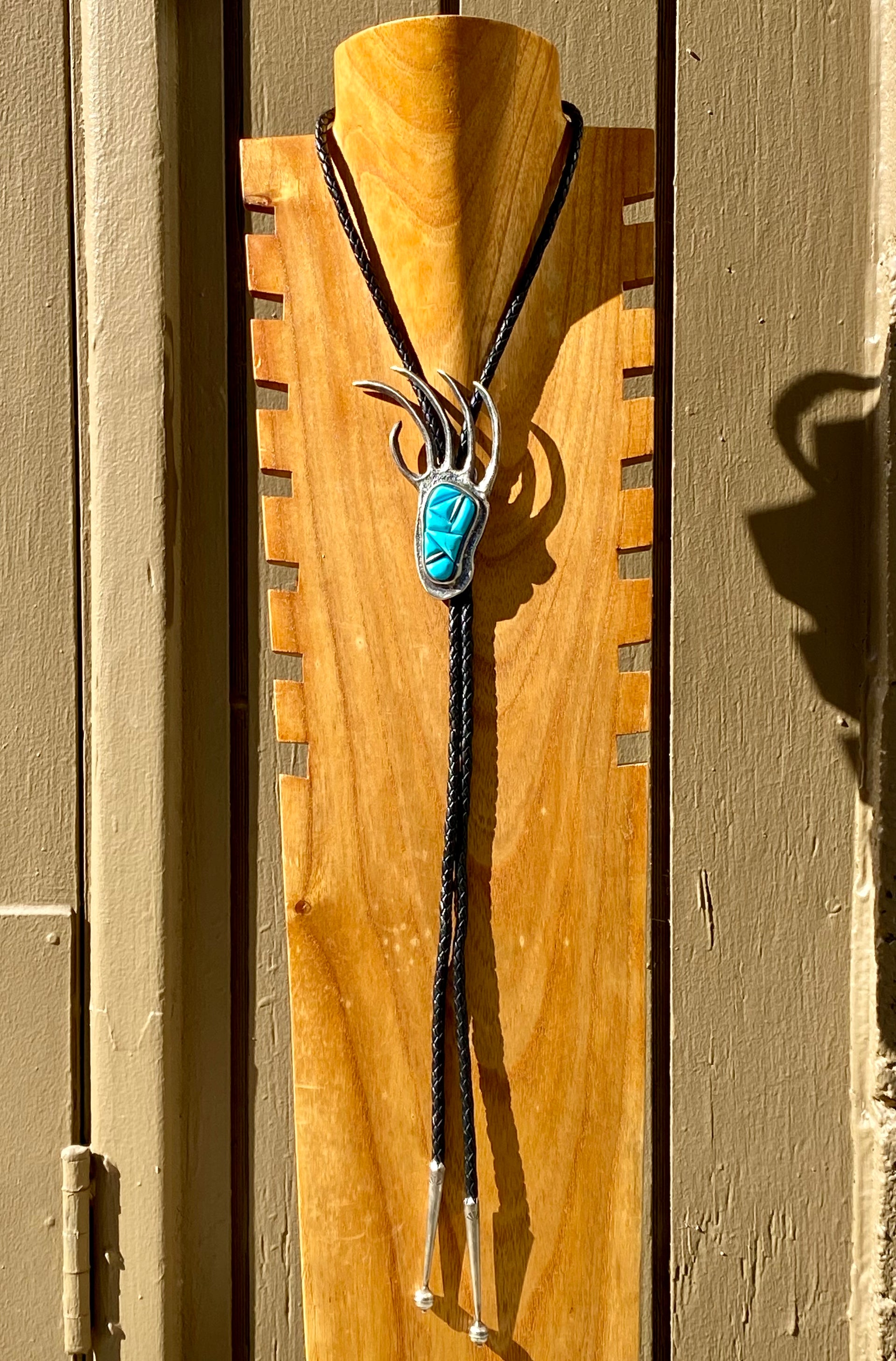 Navajo Made Kingman Turquoise & Sterling Silver Cobblestone Bear Claw Bolo Tie