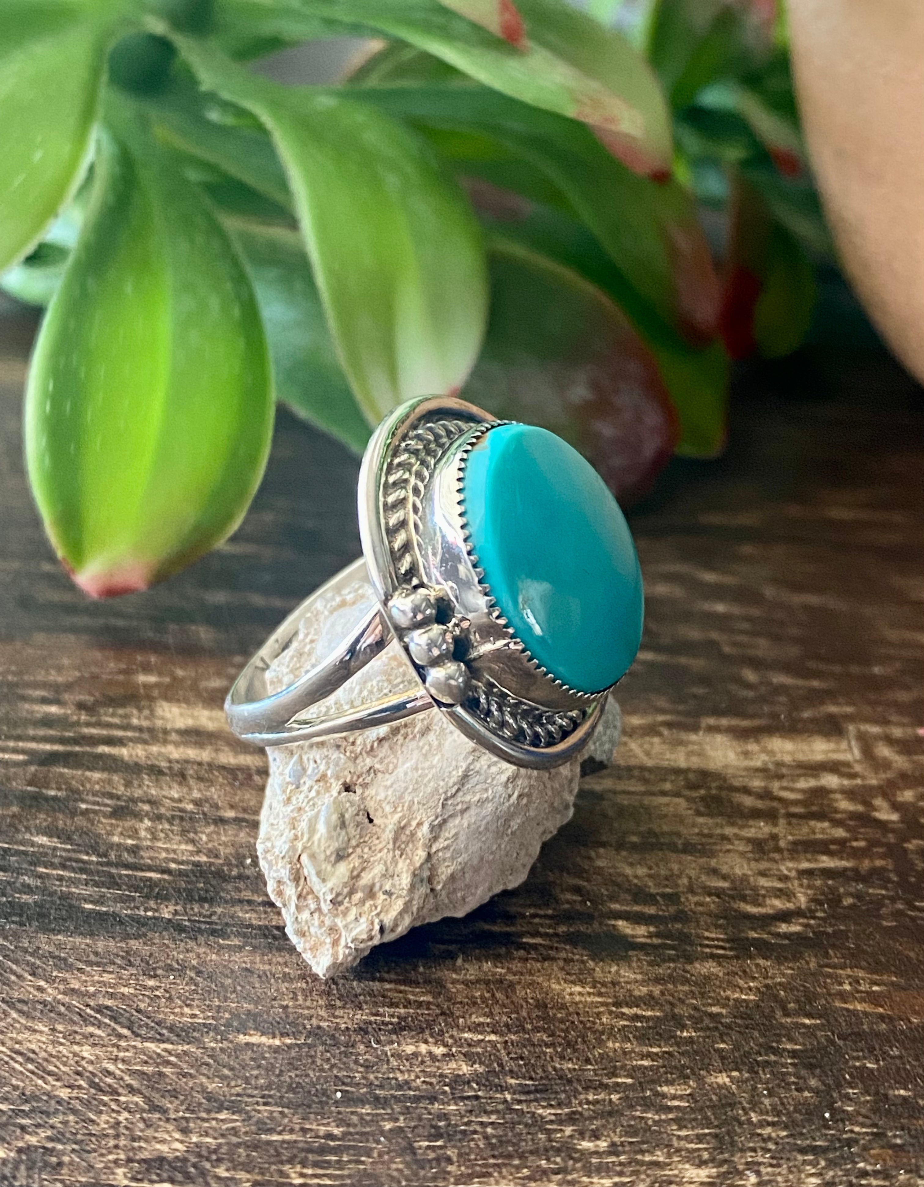 Navajo Made Royston Turquoise & Sterling Silver Ring Size 8.25