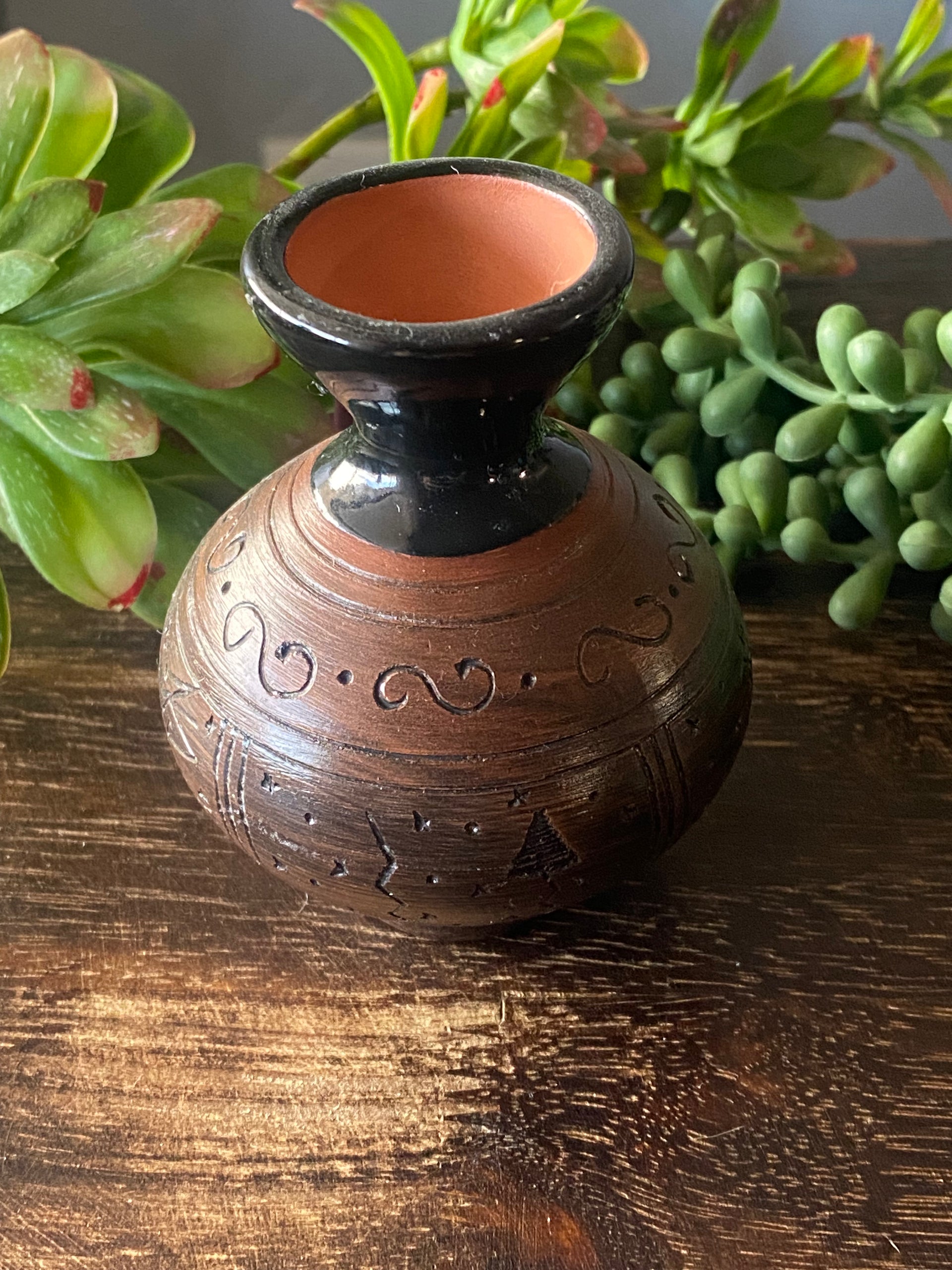 Kayla John Navajo Made Pottery