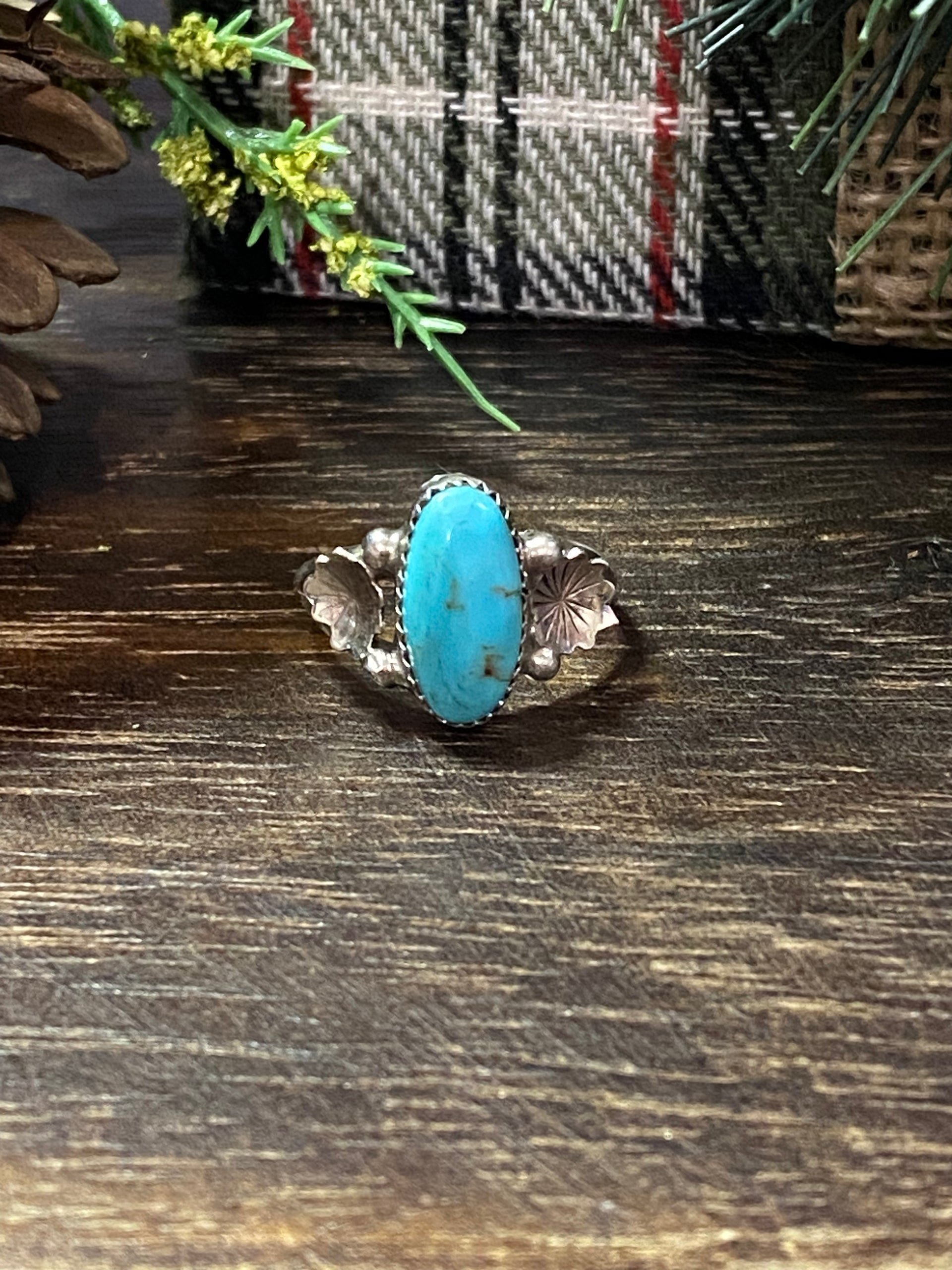 Navajo Made Kingman Turquoise & Sterling Silver Ring Size 7.5