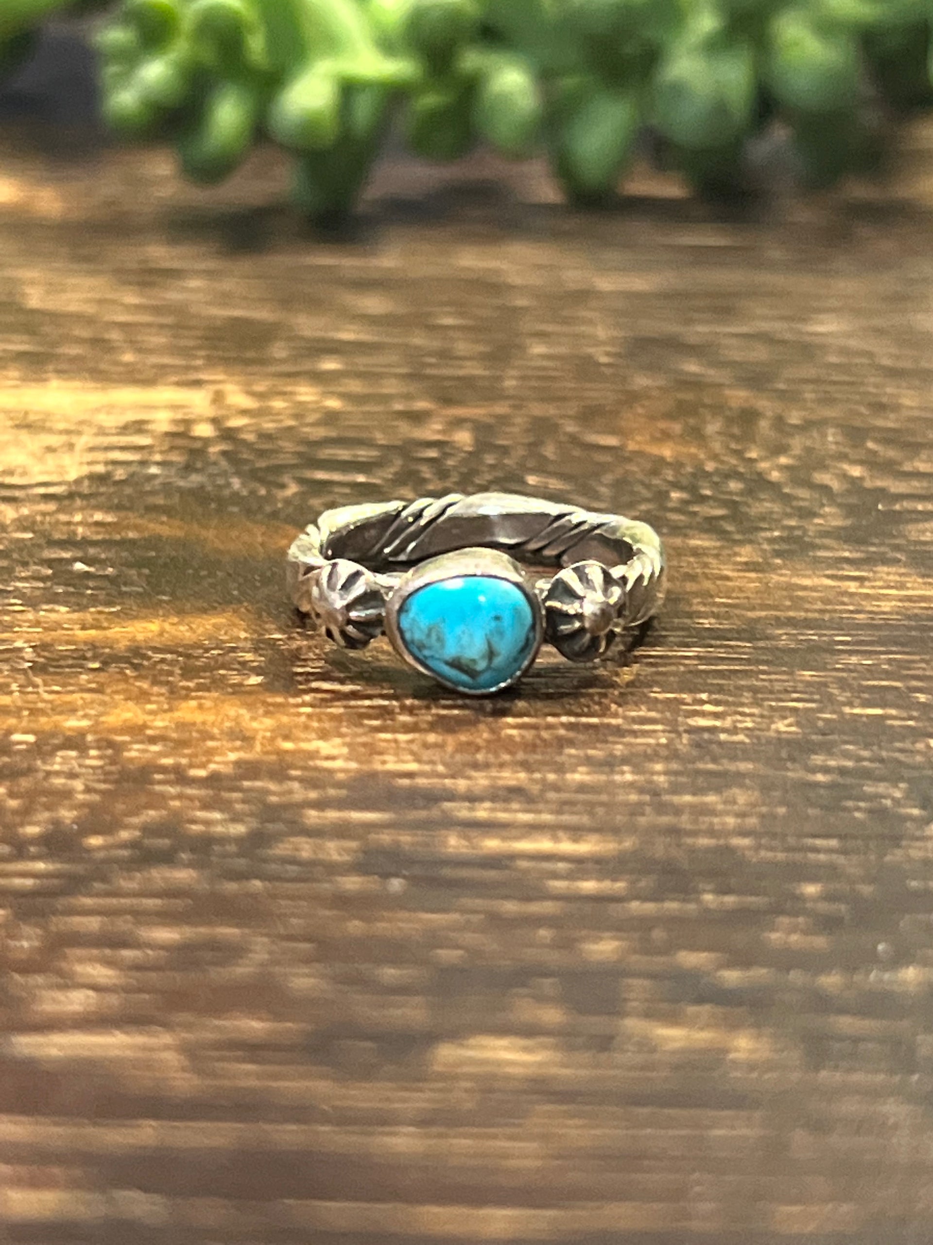 Navajo Made Kingman Turquoise & Sterling Silver Ring Size 6