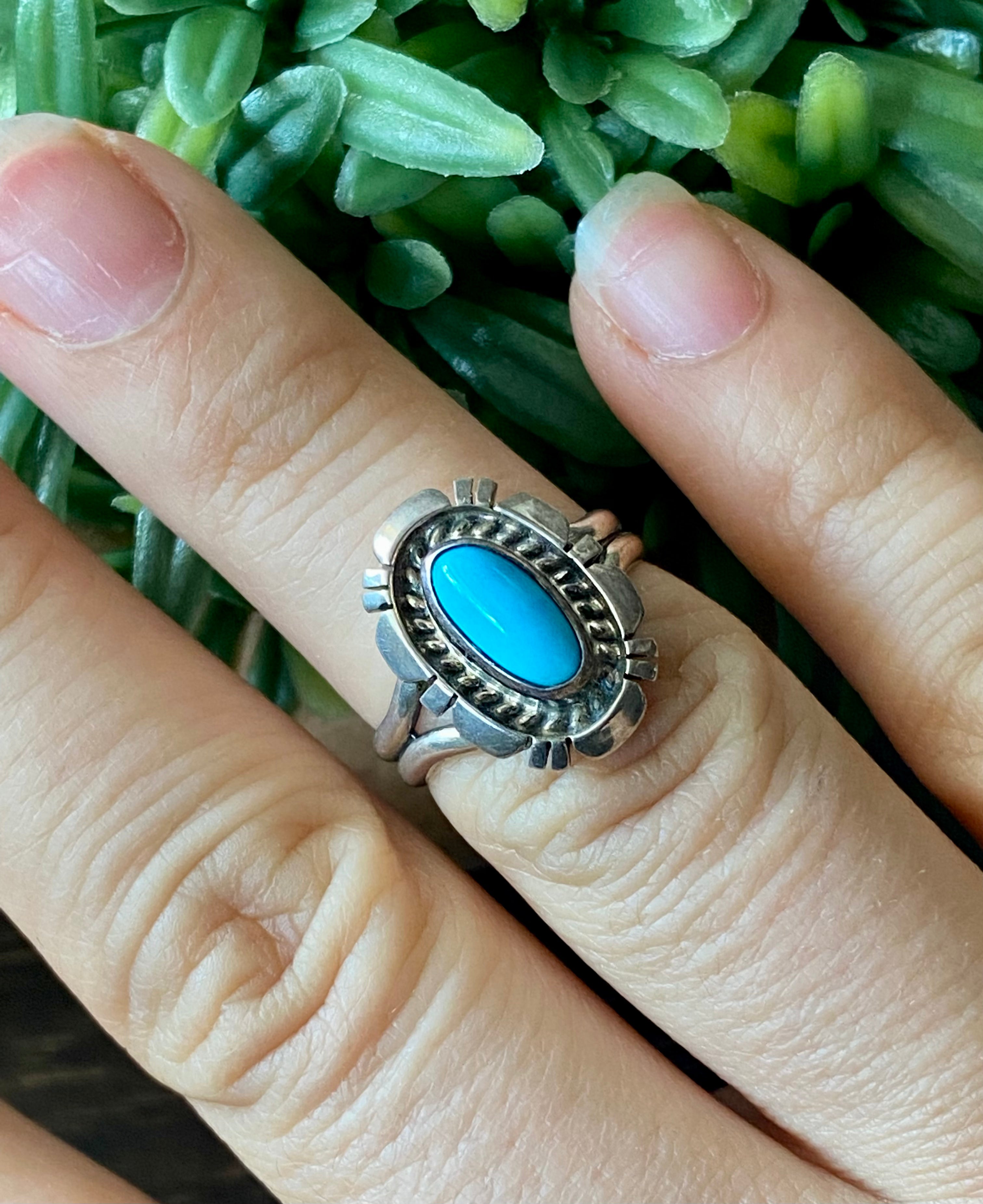 Navajo Made Turquoise & Sterling Silver Ring Size 6.5