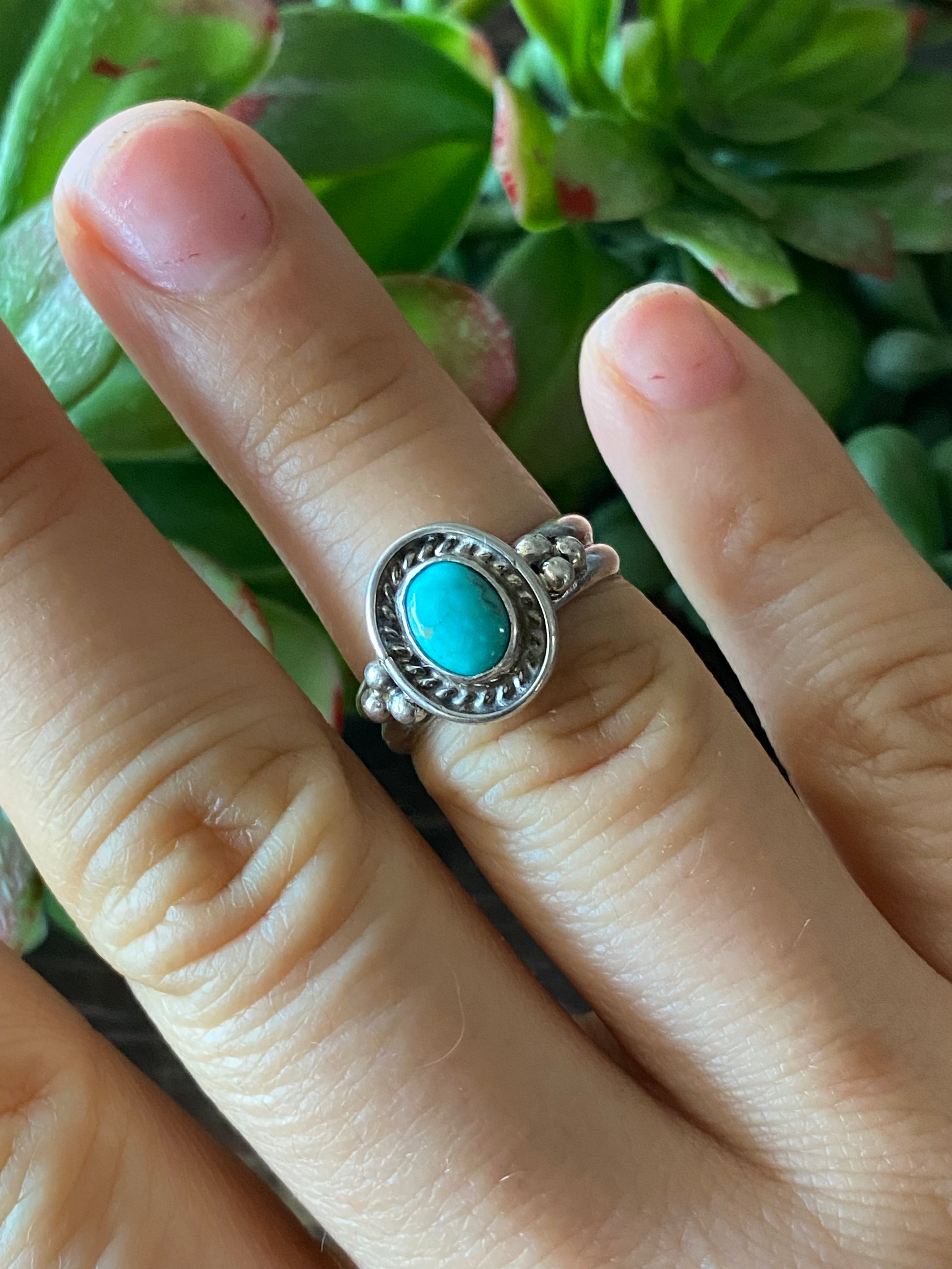 Navajo Made Kingman Turquoise & Sterling Silver Ring Size 6.75