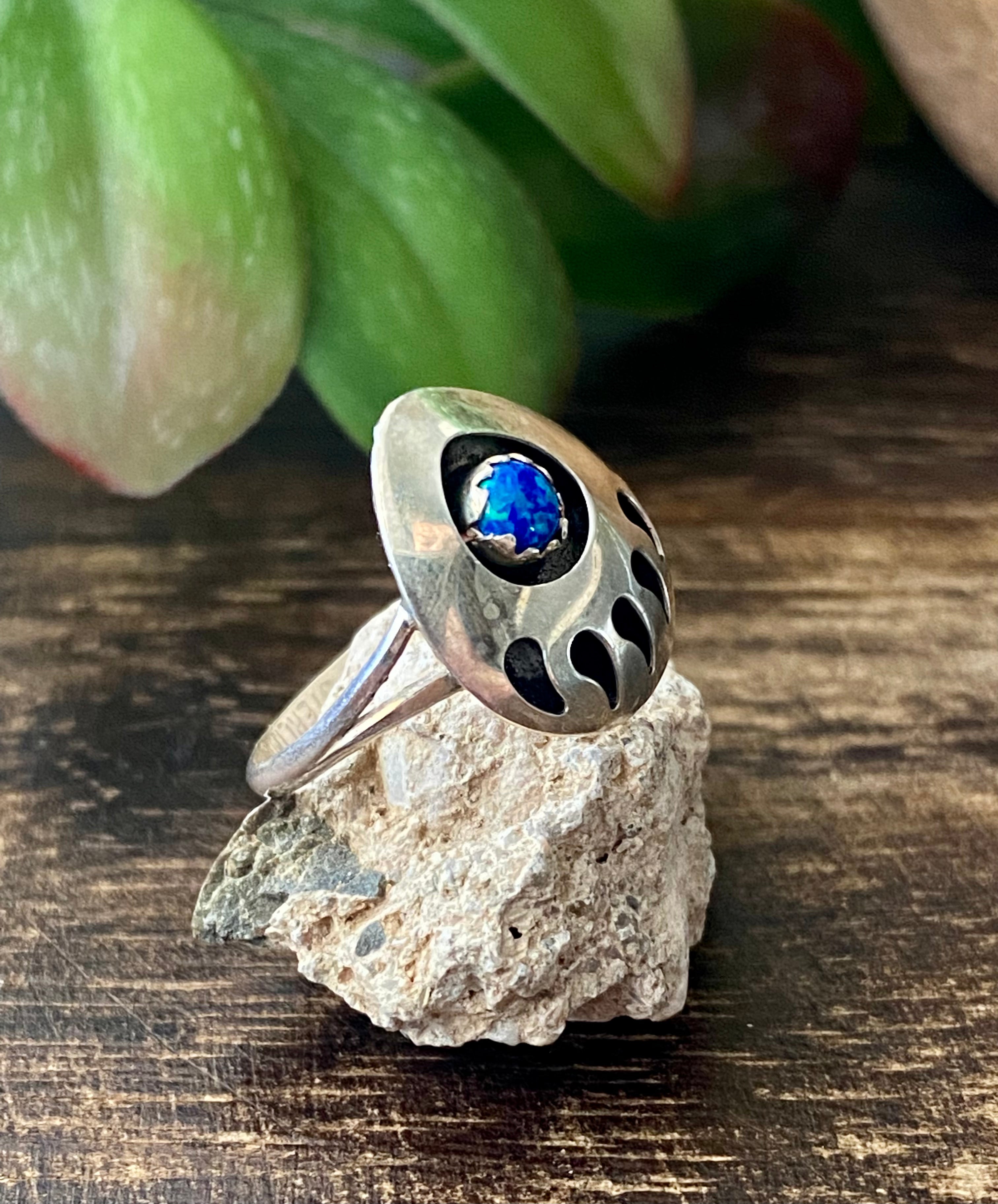 Navajo Made Blue Opal & Sterling Silver Bear Claw Ring Size 7