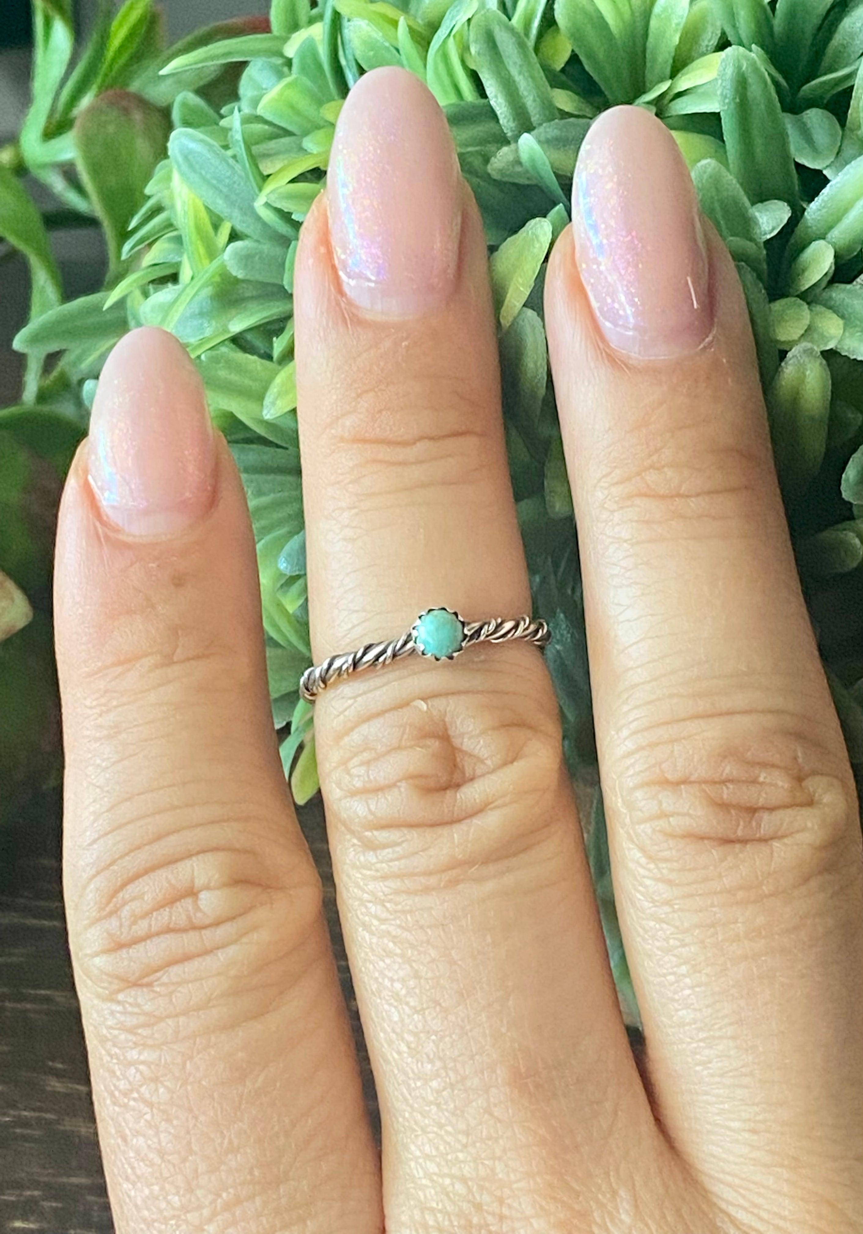 Navajo Made Turquoise & Sterling Silver Rope Ring Size 6.75