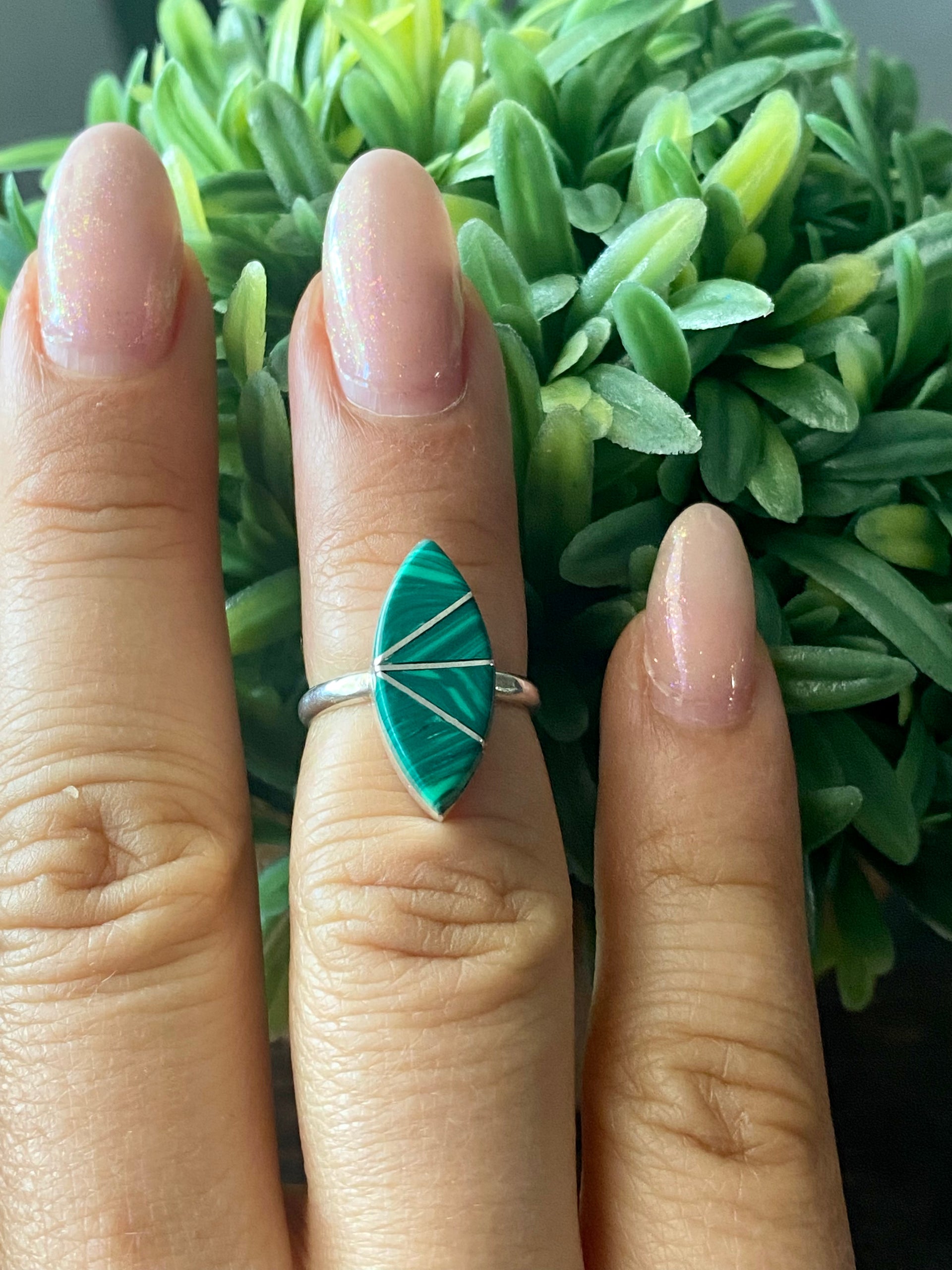 Zuni Made Malachite & Sterling Silver Inlay Ring Size 4.75