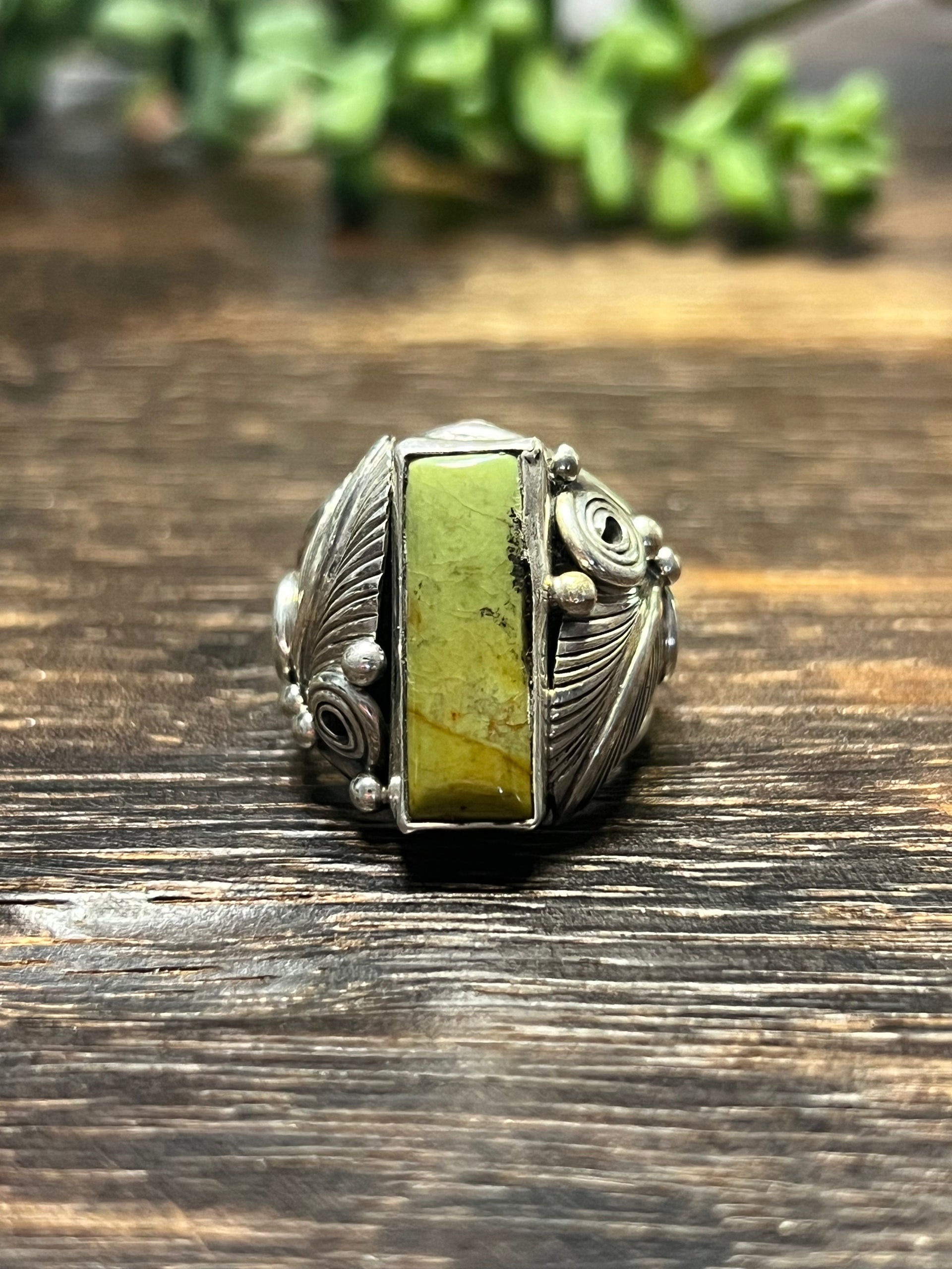 Navajo Made Royston Turquoise & Sterling Silver Ring Size 7.25