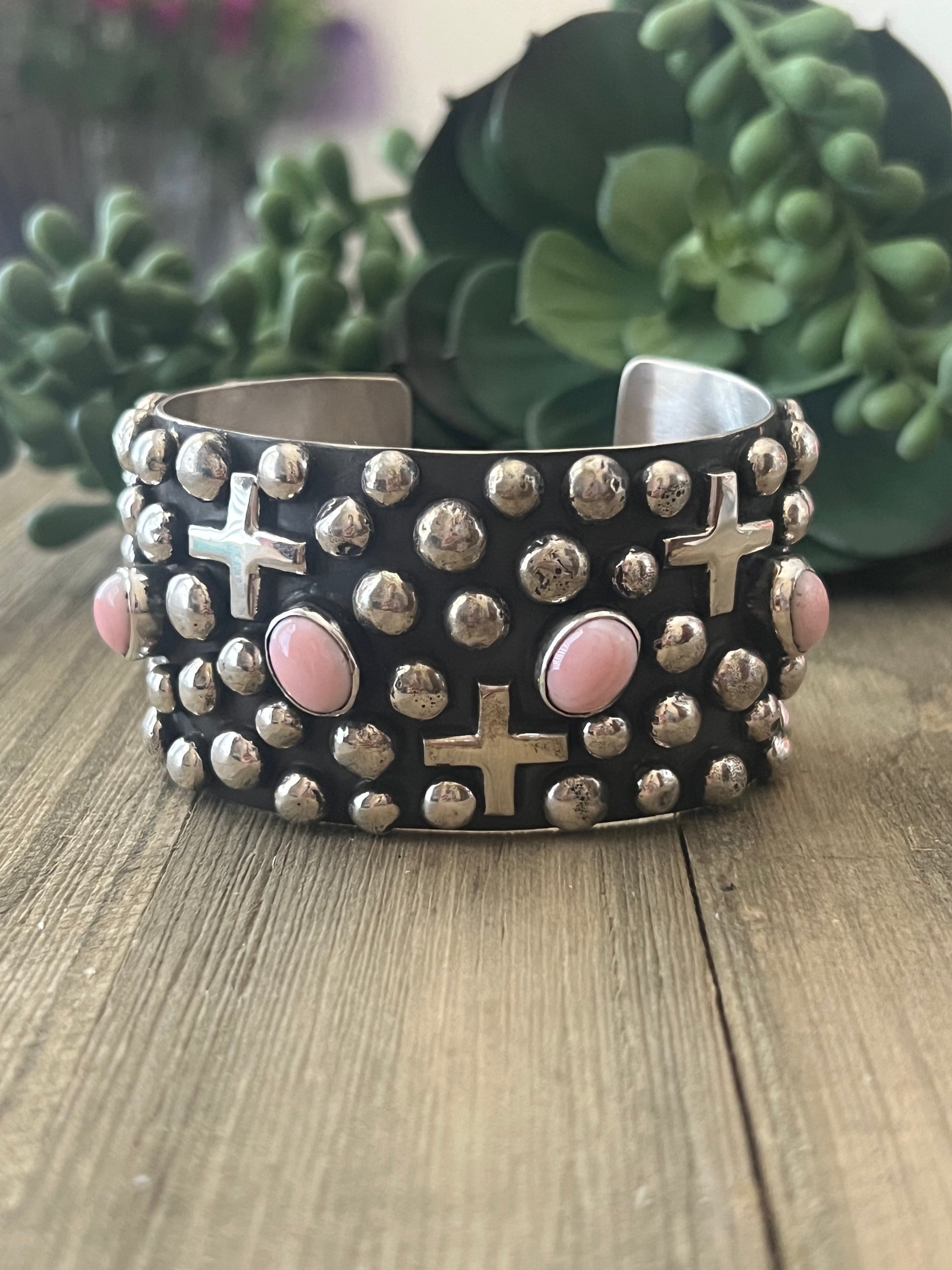 Chimney Butte Pink Conch Shell & Sterling Silver Cuff Bracelet