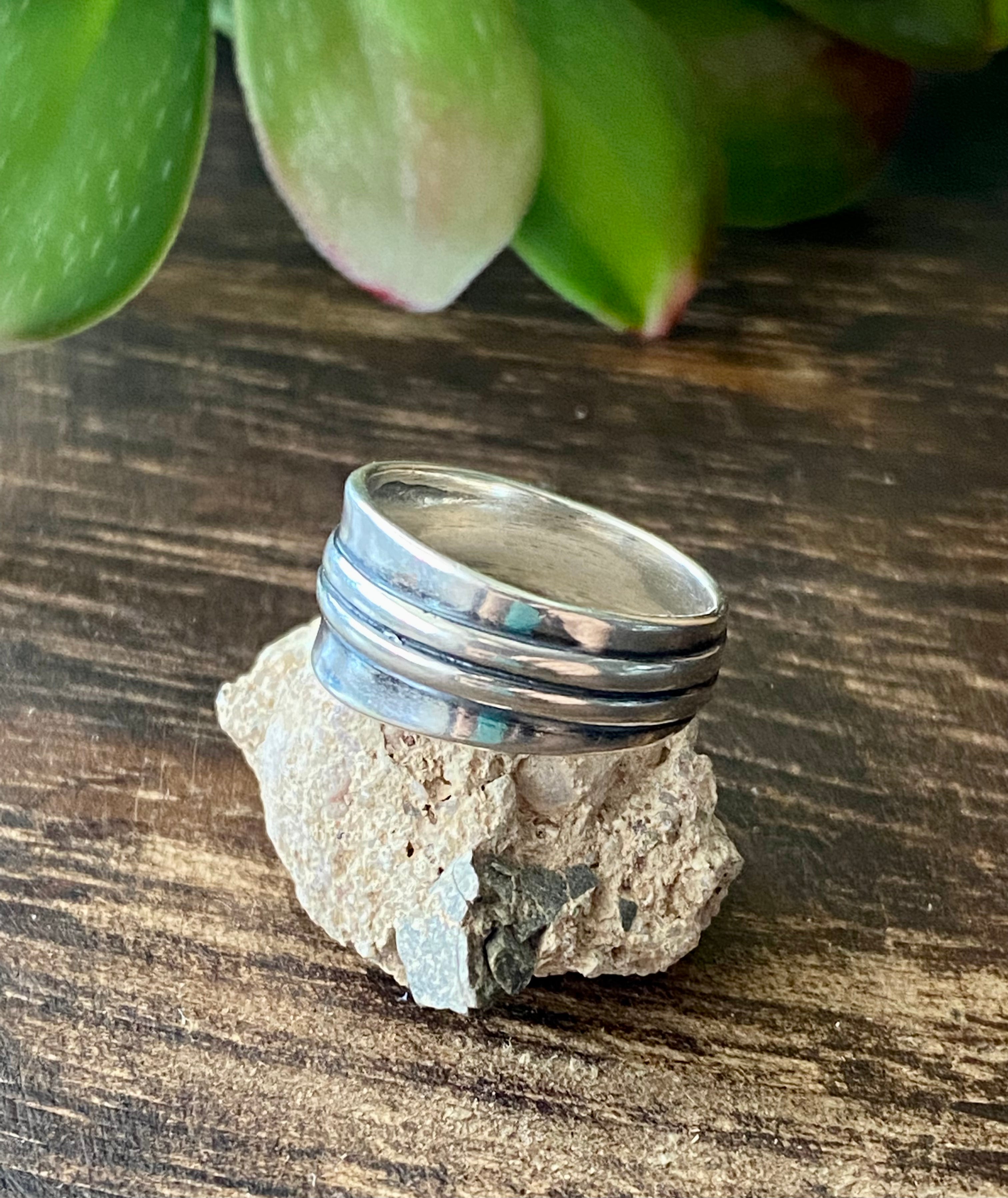 Navajo Made Sterling Silver Ring Size 6