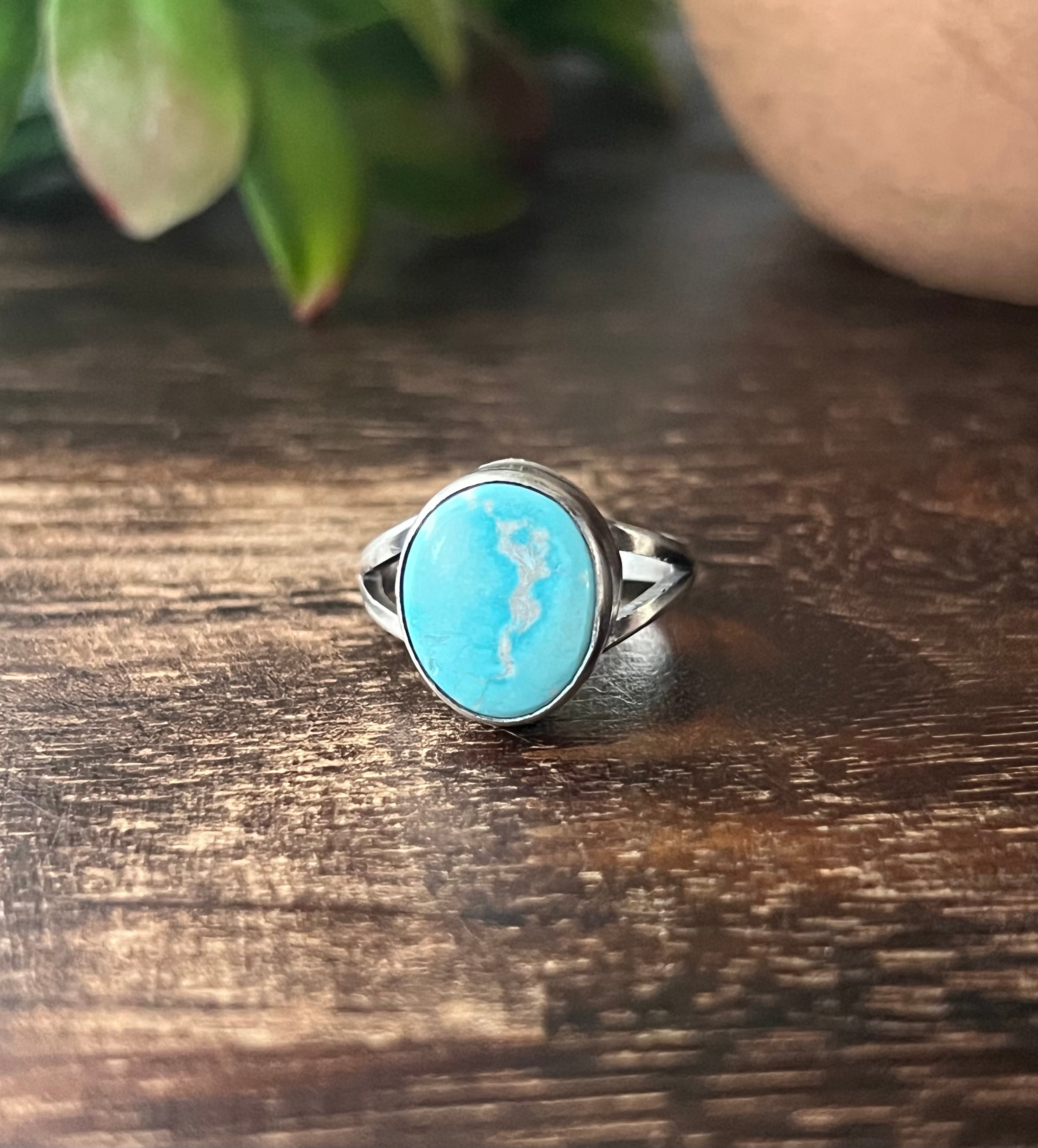 Navajo Made White Water Turquoise & Sterling Silver Ring Size 9