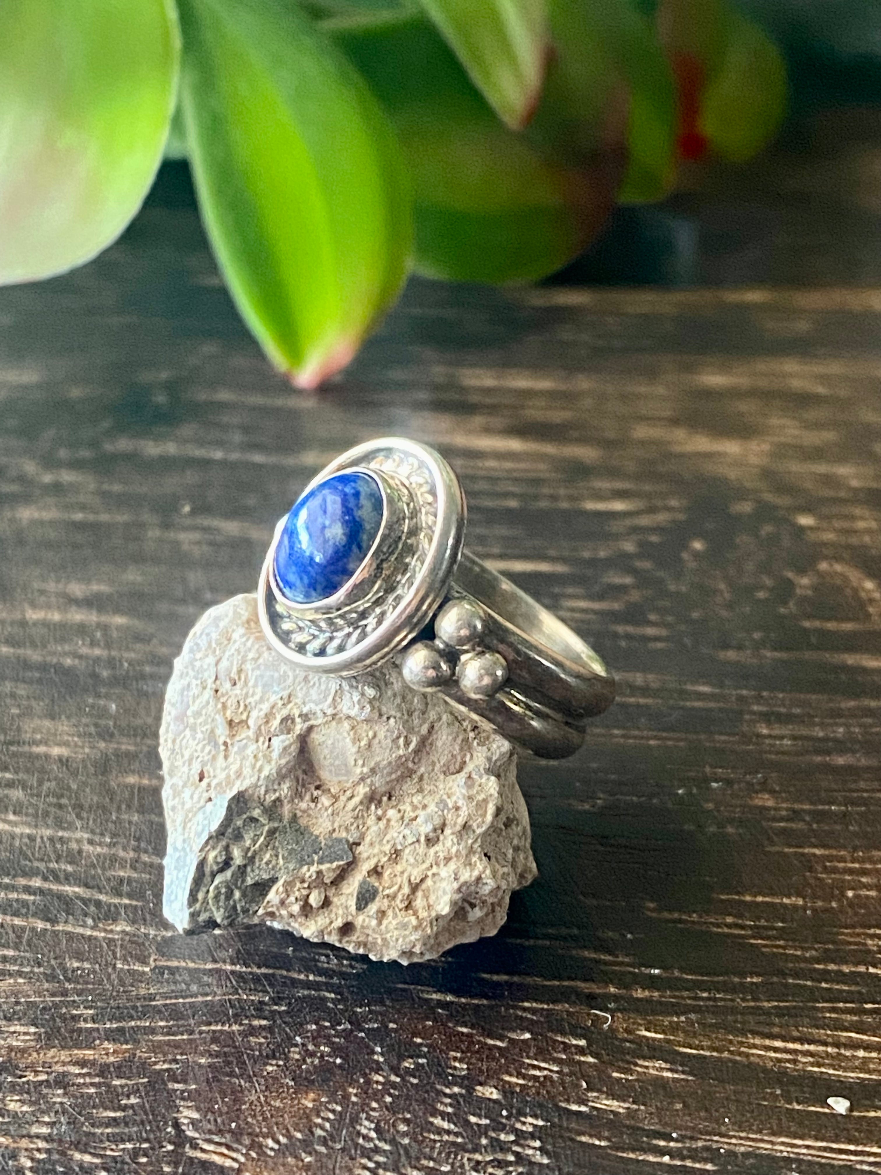 Navajo Made Lapis & Sterling Silver Ring Size 4.5