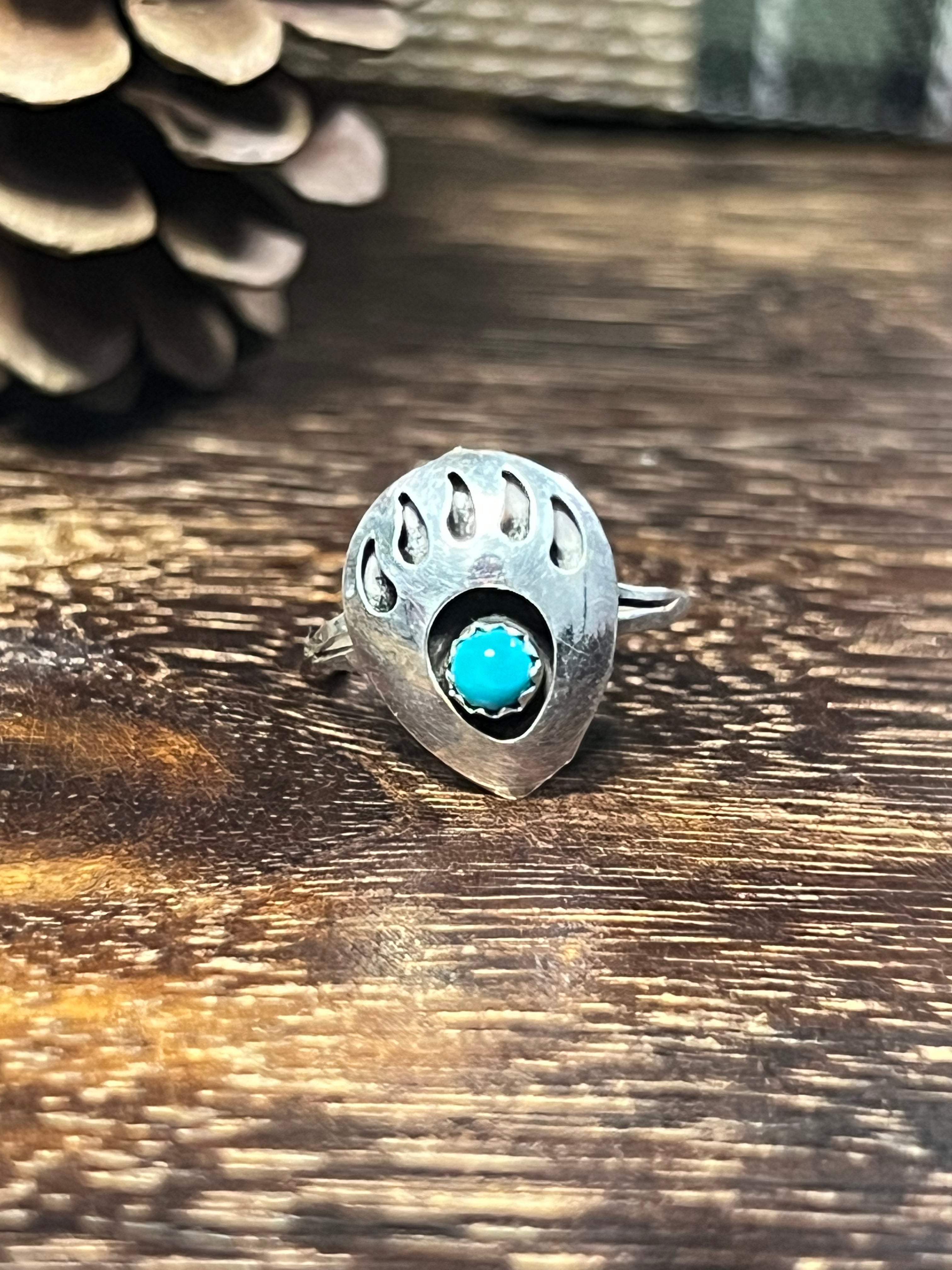 Navajo Made Kingman Turquoise & Sterling Silver Bear Claw Ring