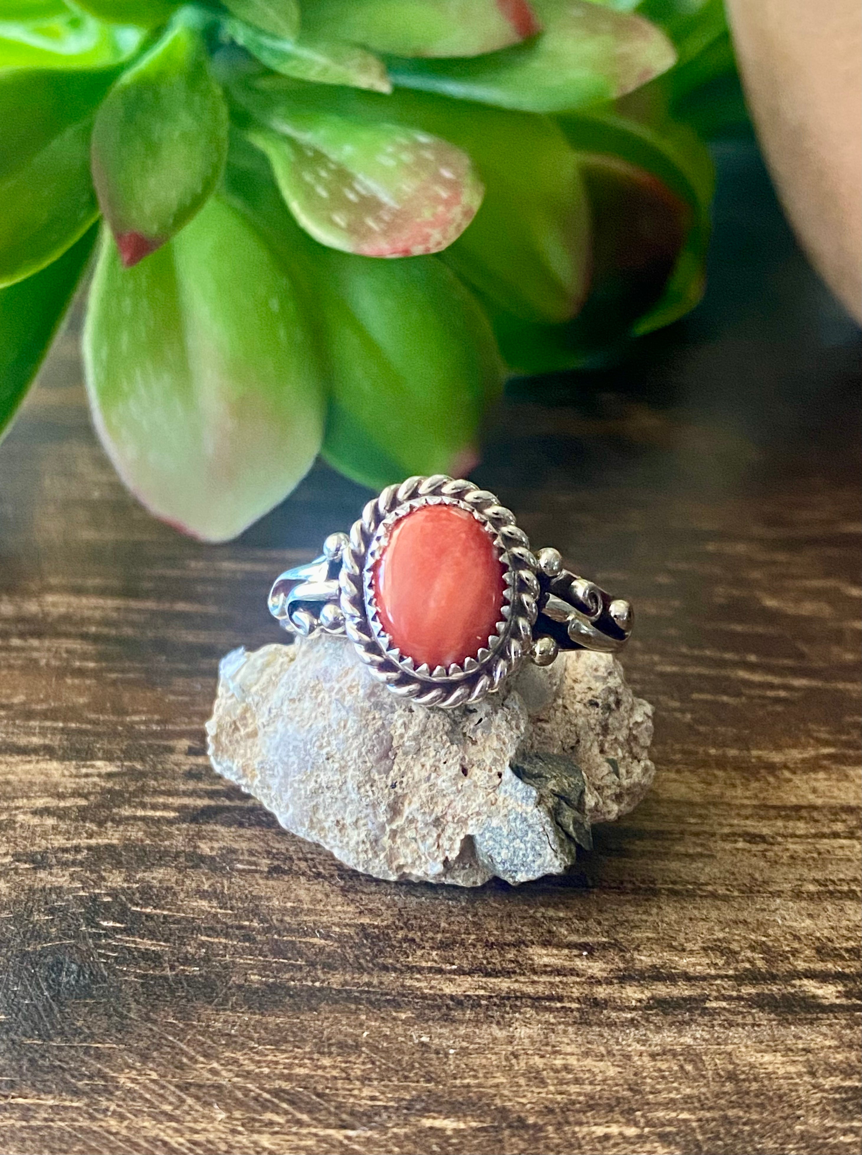 Navajo Made Spiny Oys & Sterling Silver Ring