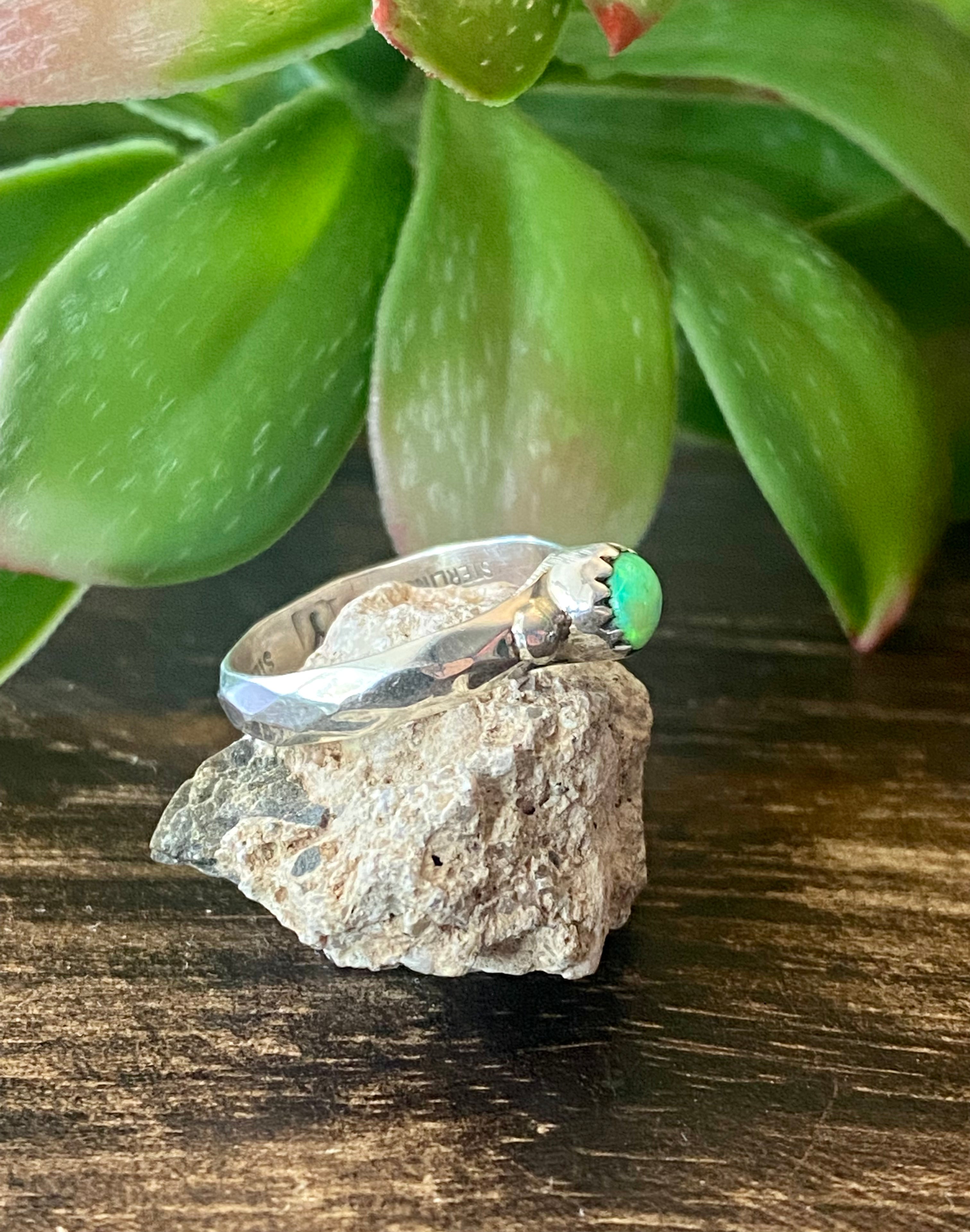 Navajo Made Green Opal & Sterling Silver Ring Size 5.25